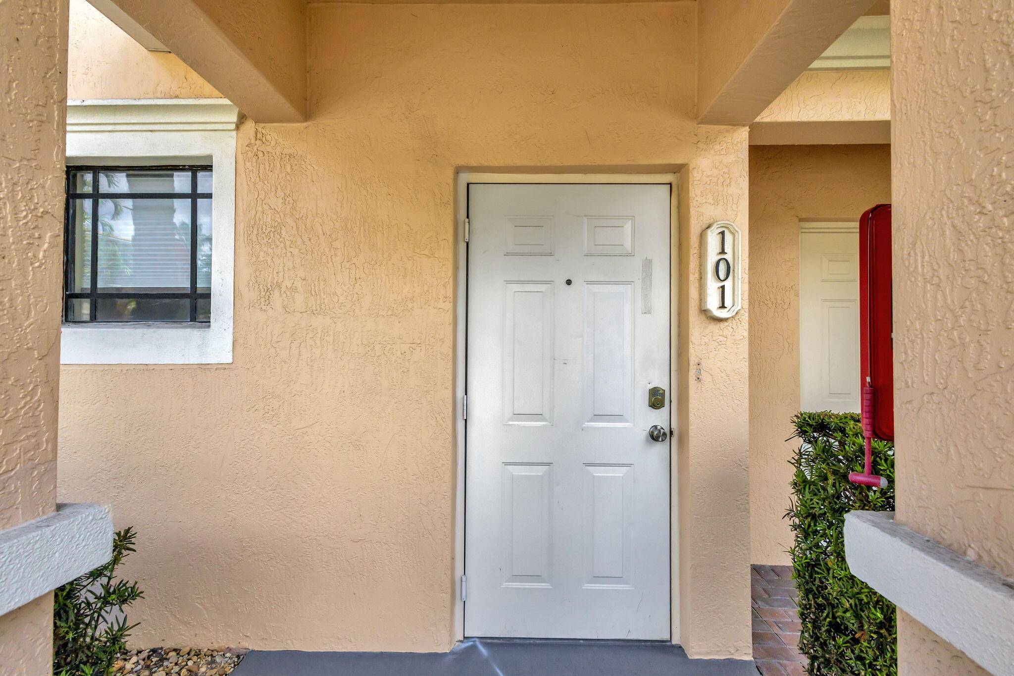 Palm Beach Gardens, FL 33410,2809 Amalei DR 101