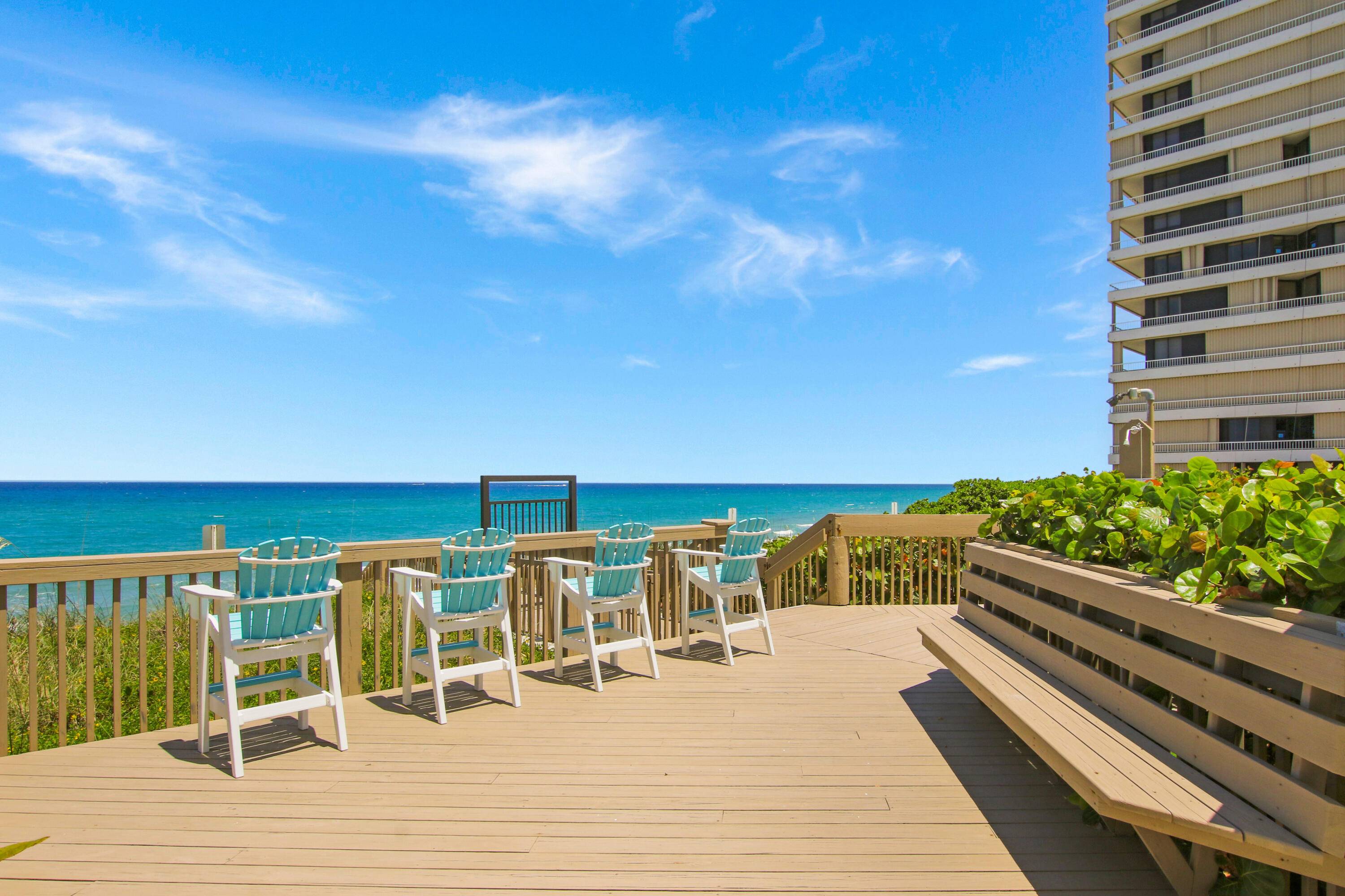Singer Island, FL 33404,5280 N Ocean DR 4d