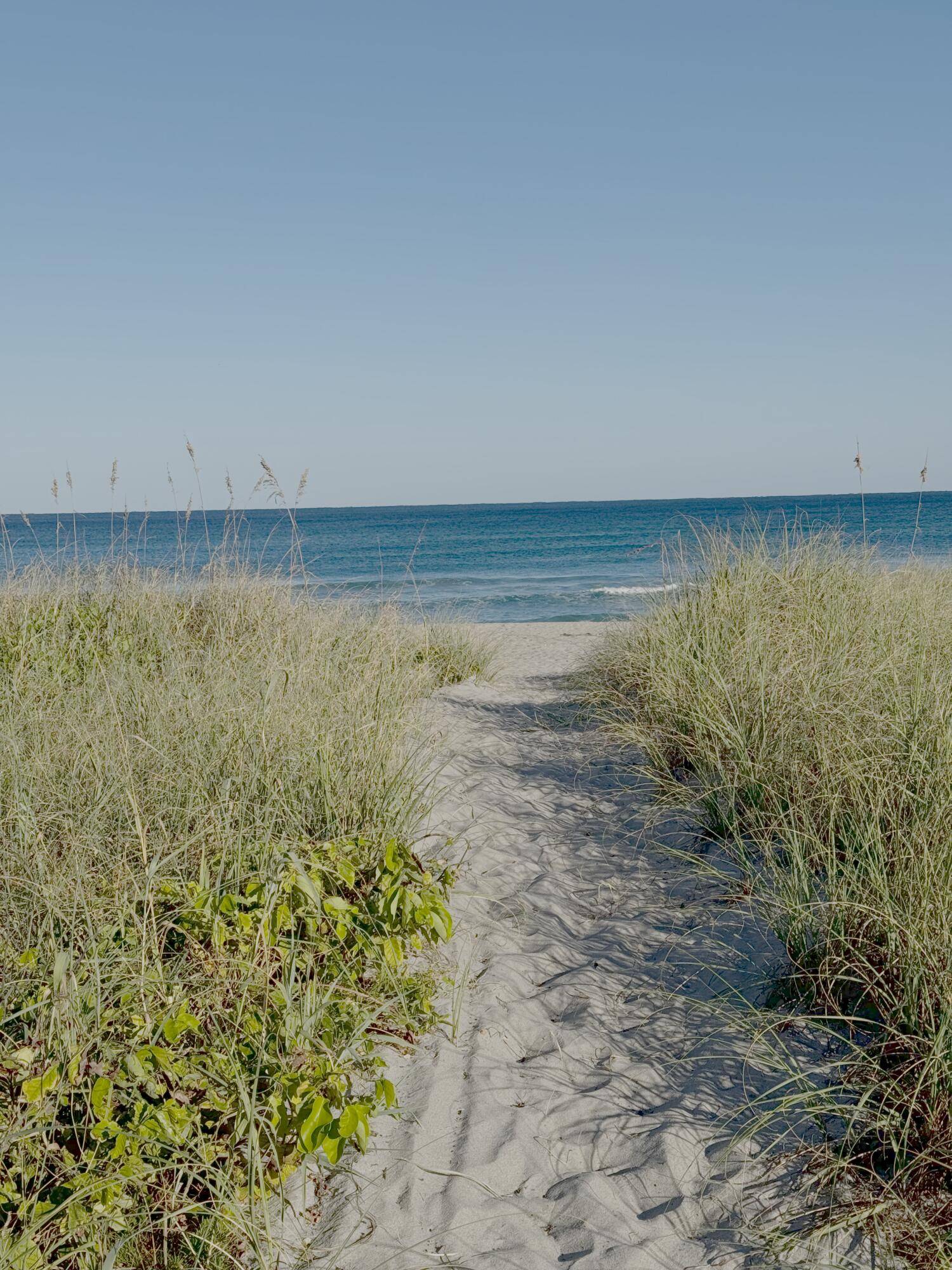 Boca Raton, FL 33431,2871 N Ocean BLVD F427