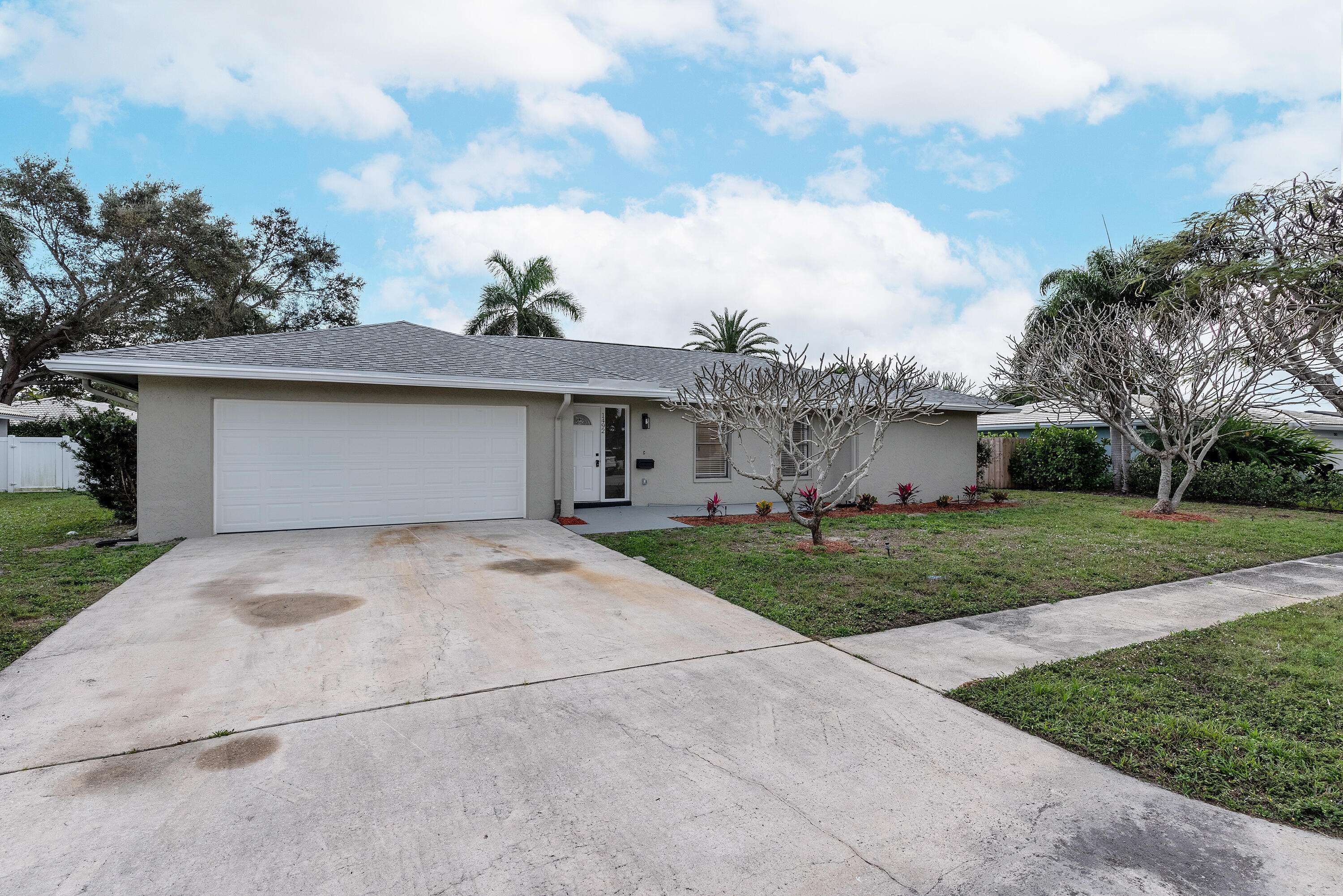 Boca Raton, FL 33486,1492 SW 13th DR