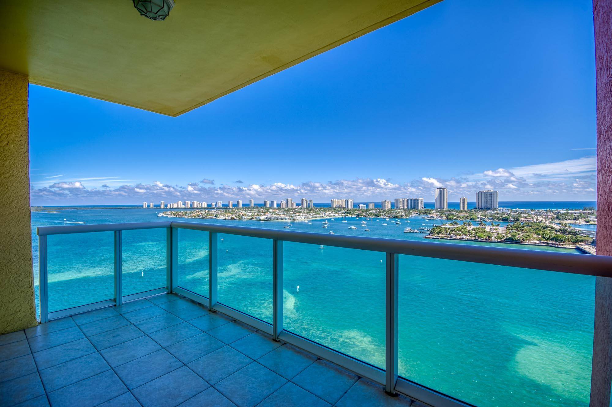 Riviera Beach, FL 33404,2640 Lake Shore DR 1914
