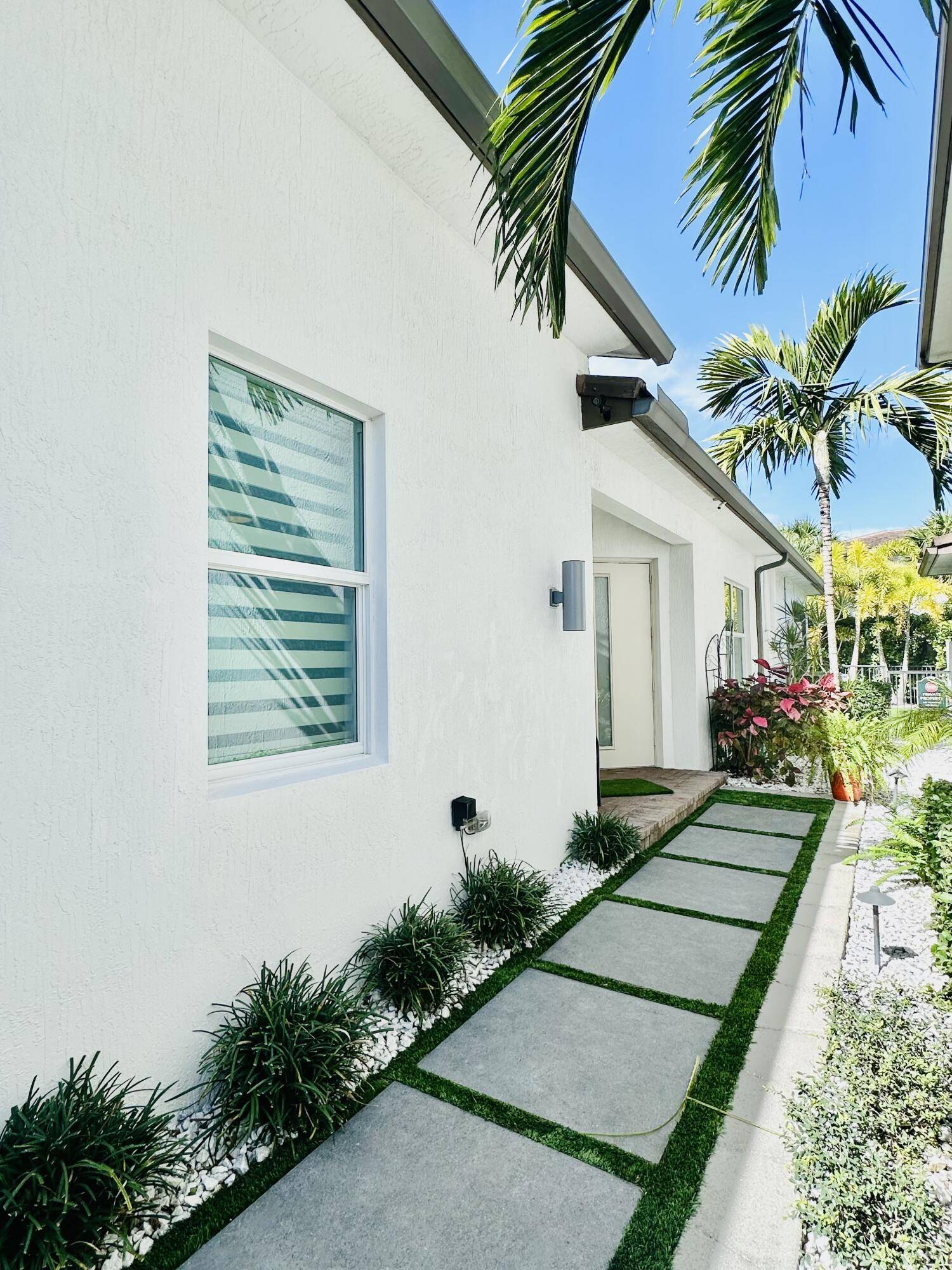 Lake Worth, FL 33467,8877 Kingsmoor WAY
