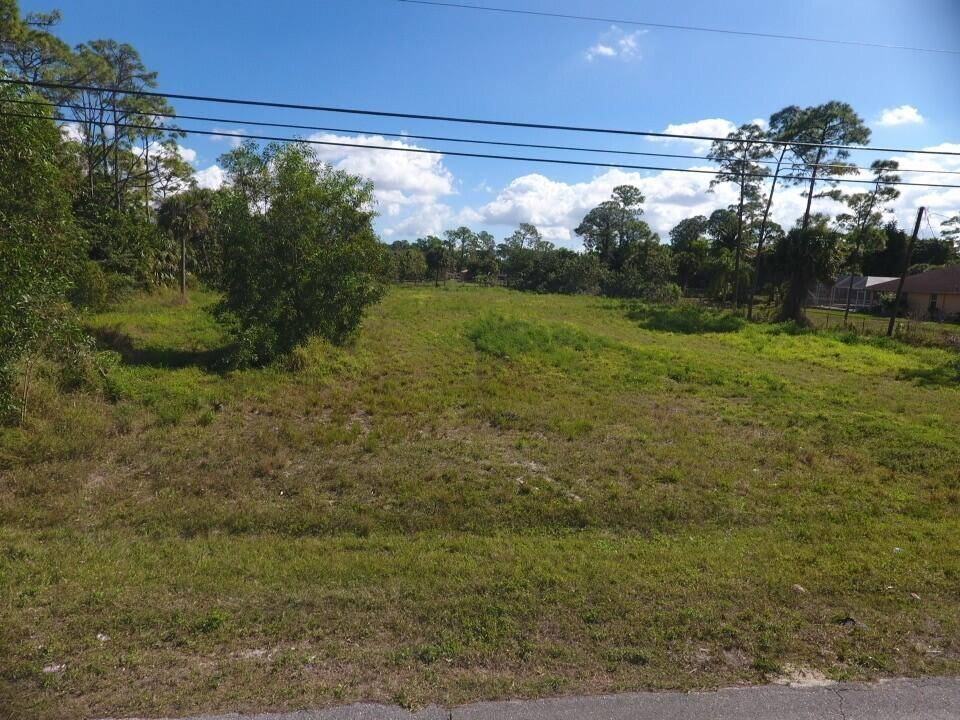 Royal Palm Beach, FL 33411,4630 Coconut BLVD