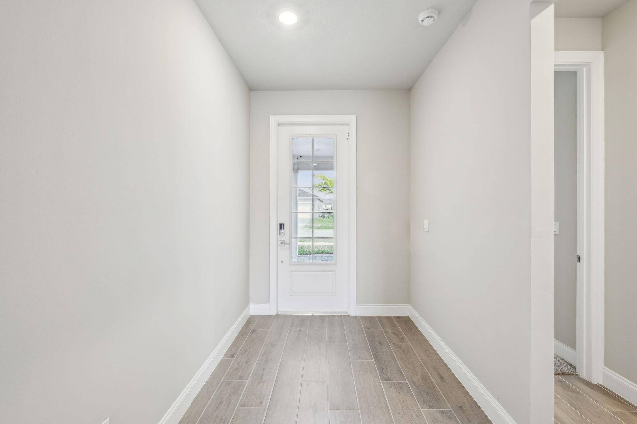 Port Saint Lucie, FL 34986,9049 Dahlia CIR