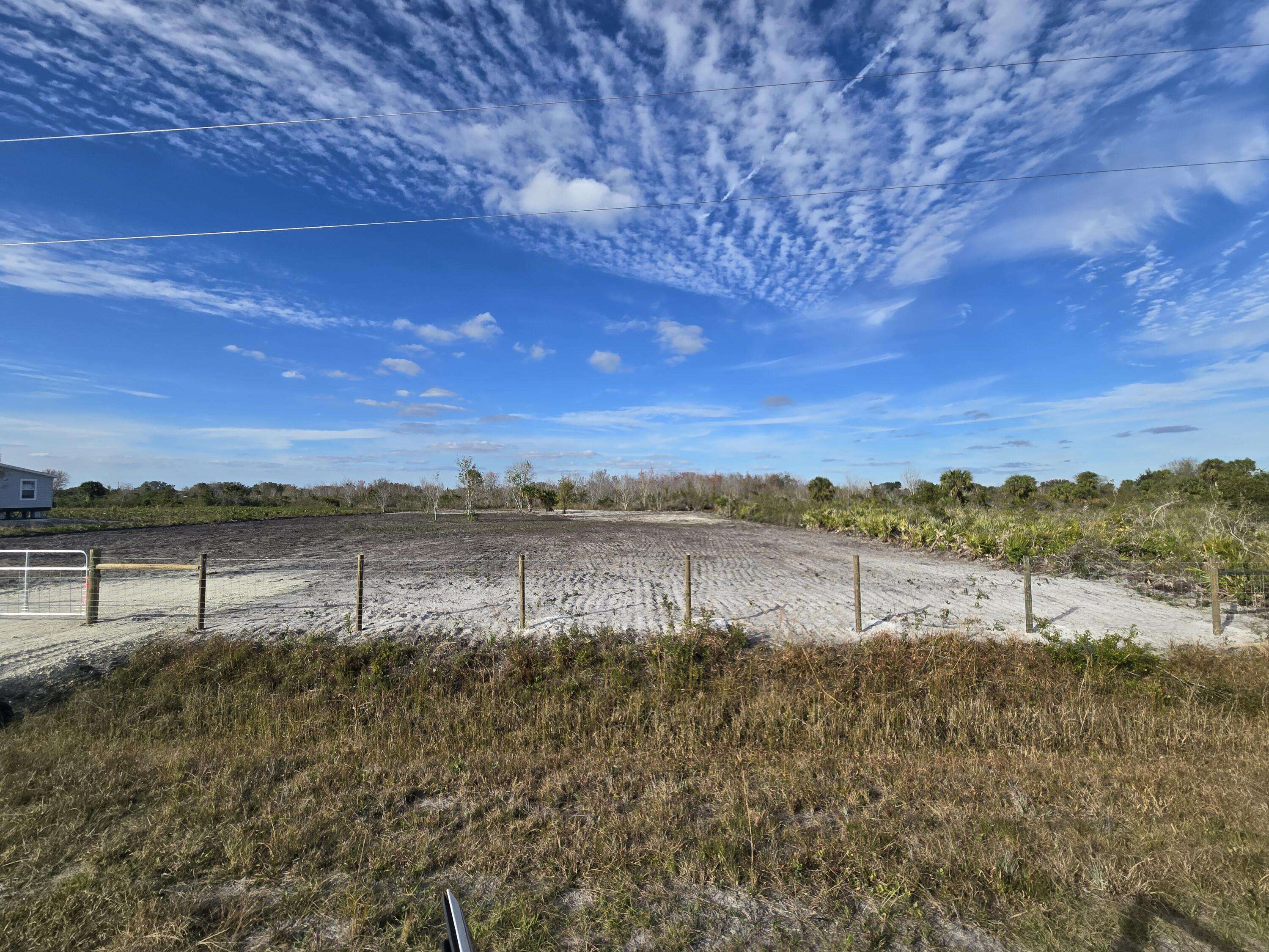Okeechobee, FL 34972,18935 NW 268th ST