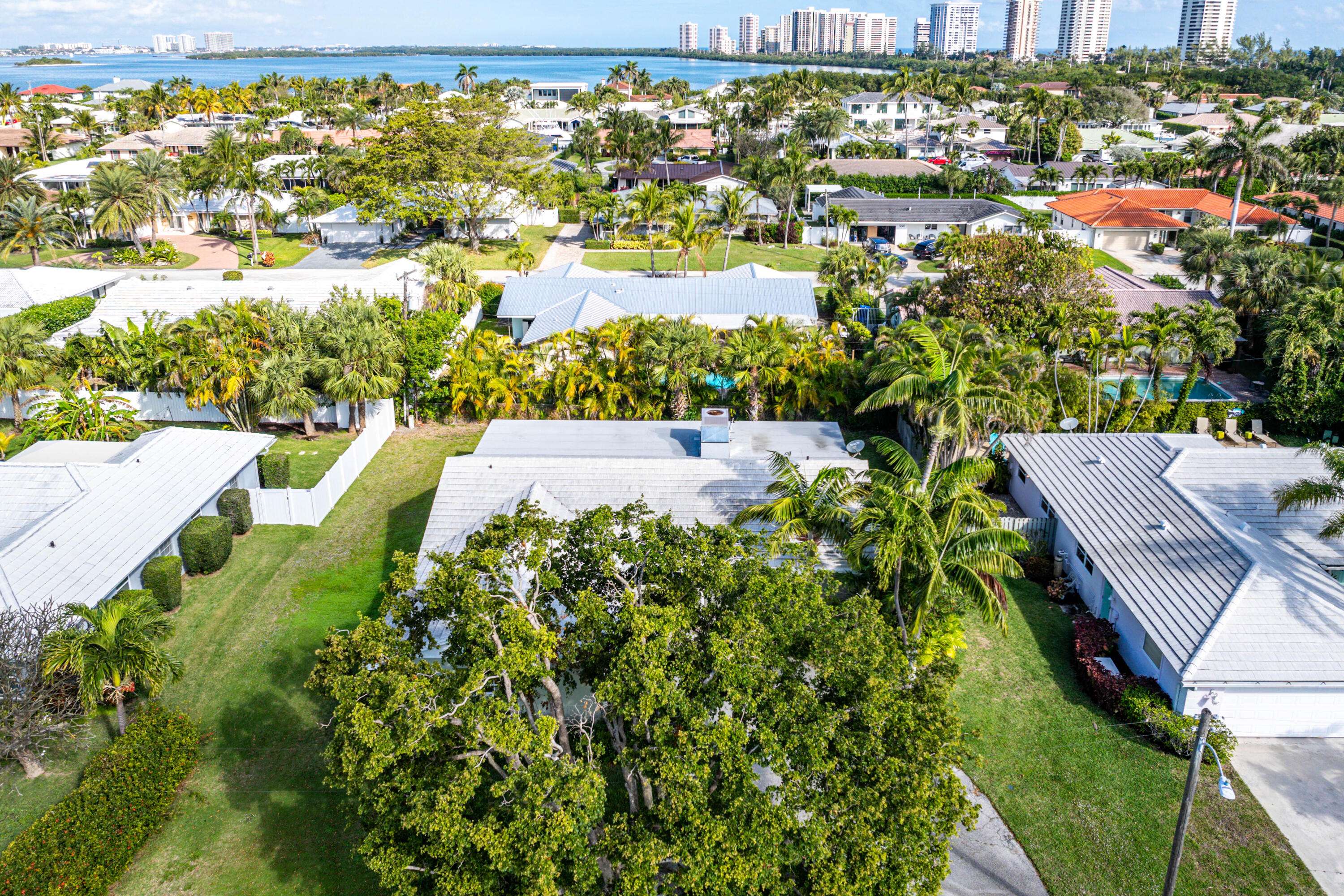 Singer Island, FL 33404,1210 Dolphin RD