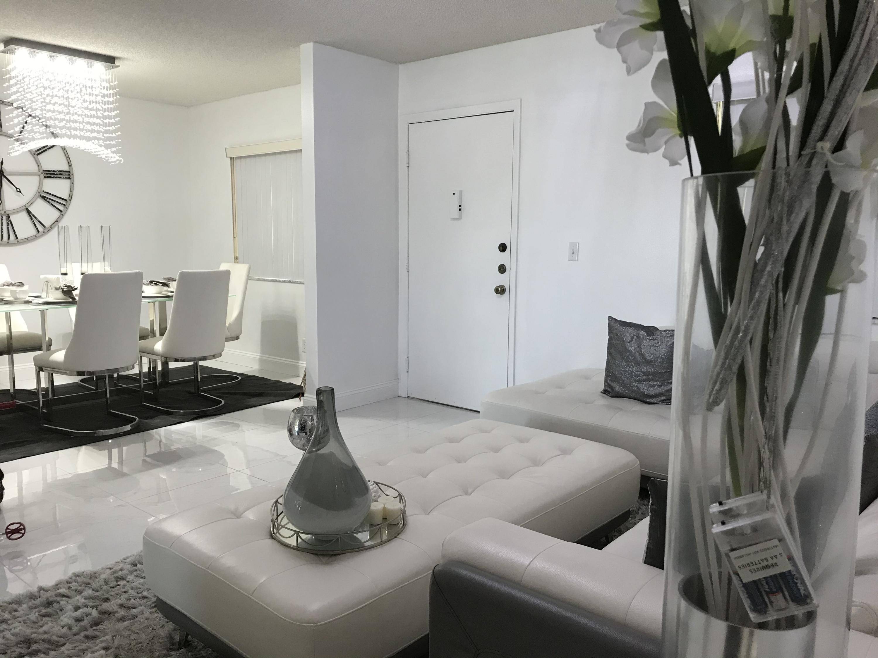 Delray Beach, FL 33484,5130 Las Verdes CIR 211