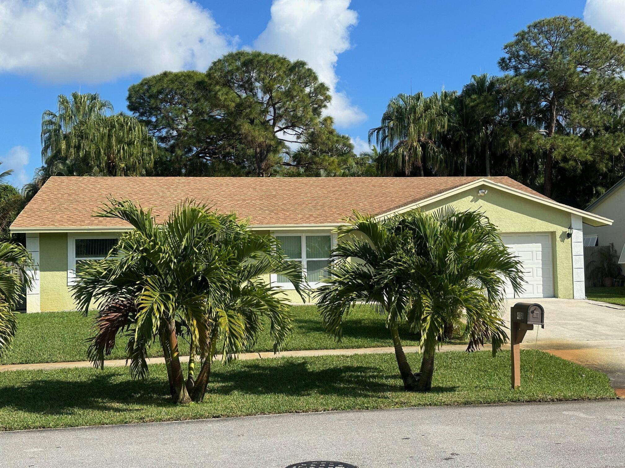 Lake Worth, FL 33463,4851 Blue Pine Circle CIR