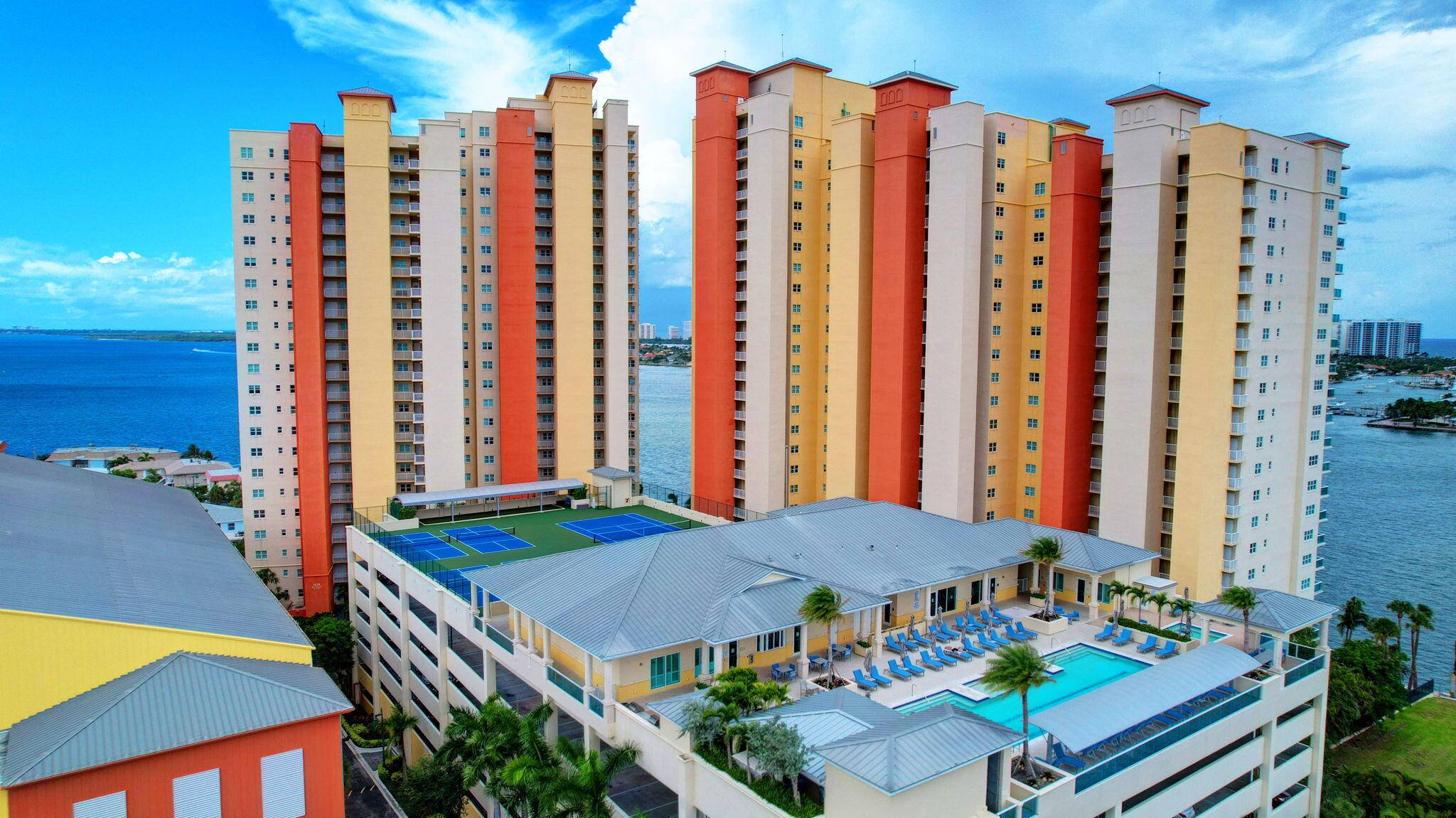 Riviera Beach, FL 33404,2650 Lake Shore DR 2002