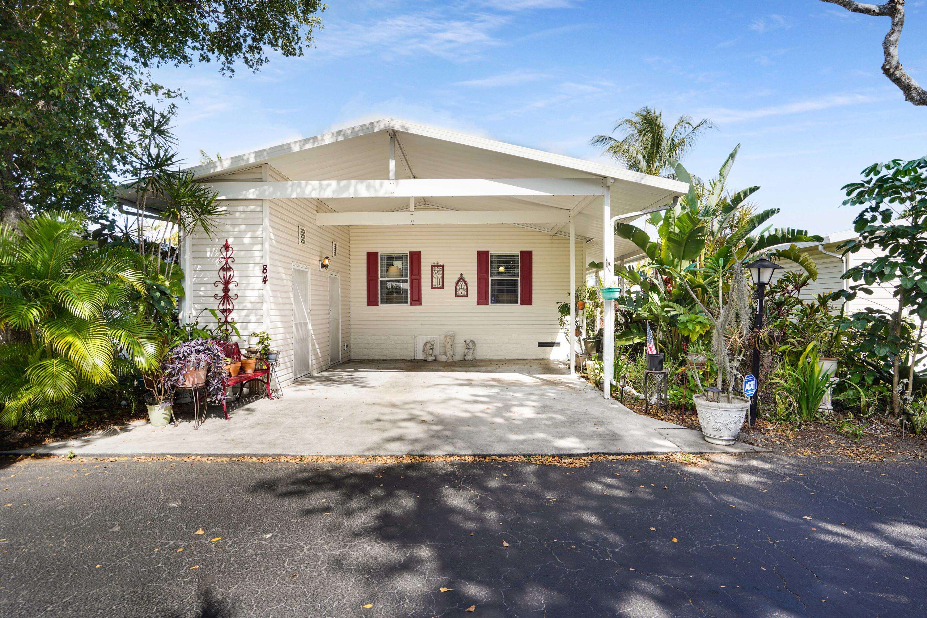 Fort Lauderdale, FL 33315,3001 SW 18th TER 84