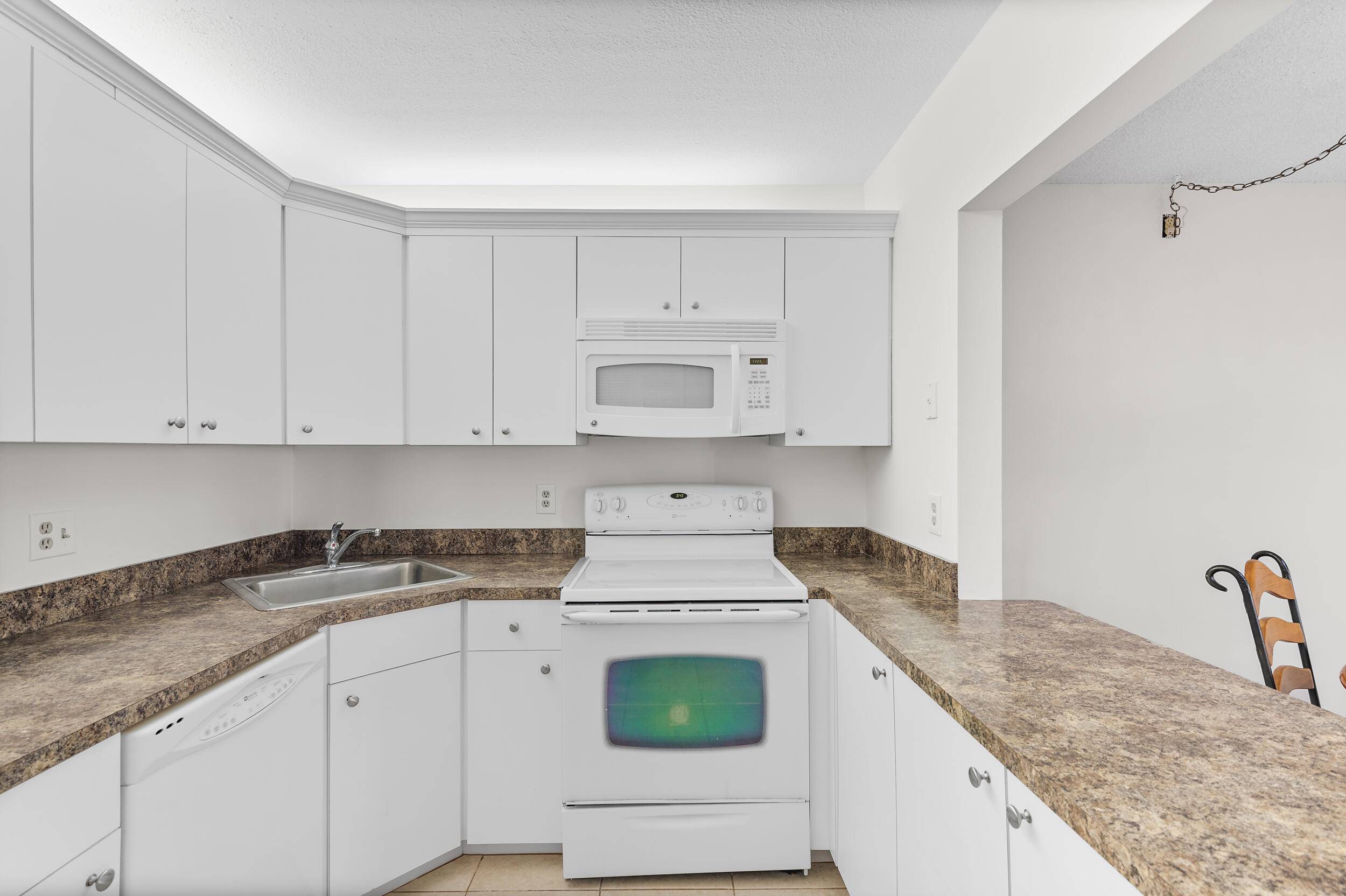 Greenacres, FL 33463,3531 Pine Tree CT C-1