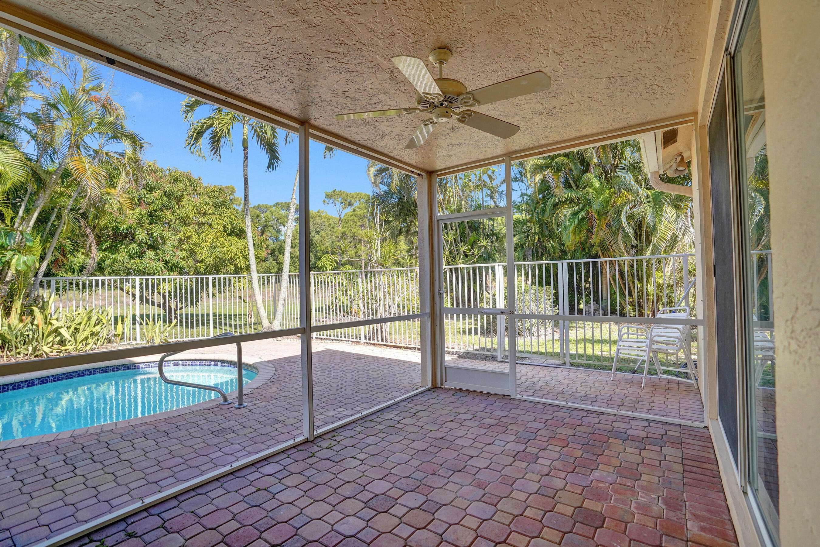 Boca Raton, FL 33496,17081 Newport Club DR