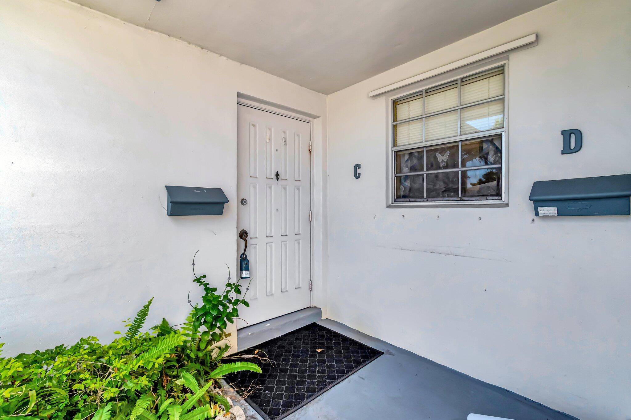 Delray Beach, FL 33445,1212 S Drive Way WAY C