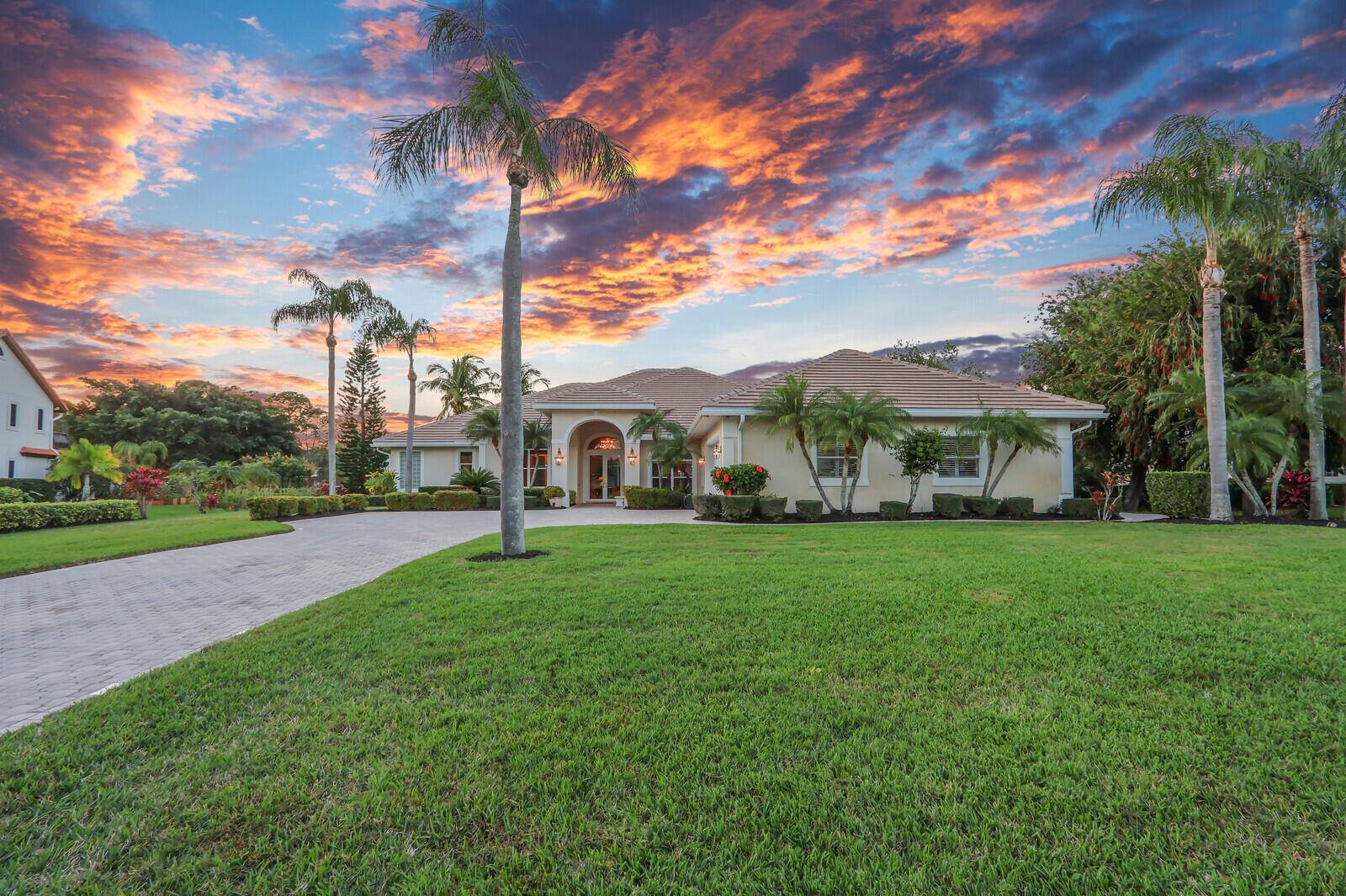 Port Saint Lucie, FL 34986,7677 Charleston WAY