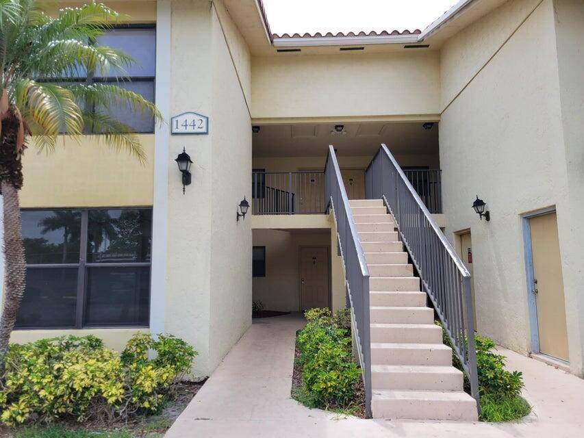 West Palm Beach, FL 33411,1442 E Lake Crystal DR E