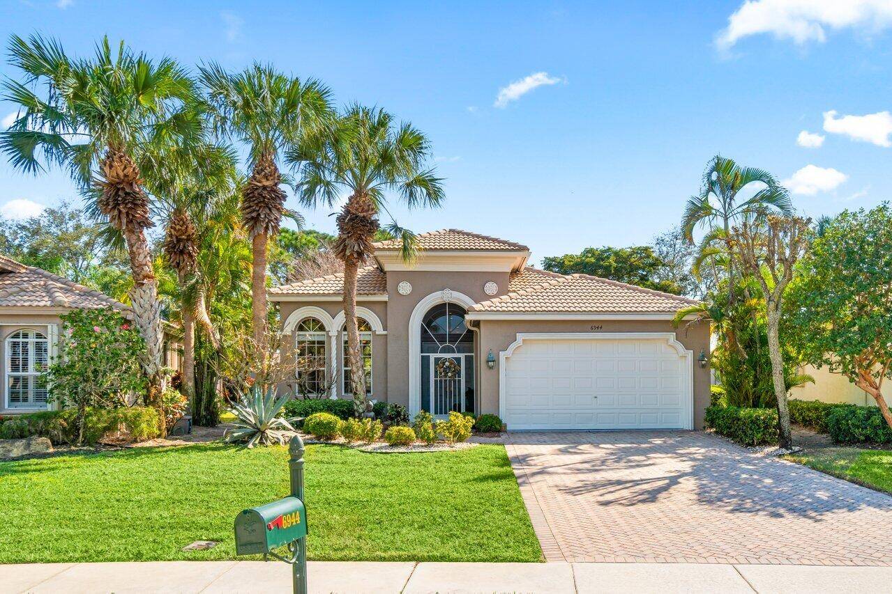Boynton Beach, FL 33472,6944 Southport DR