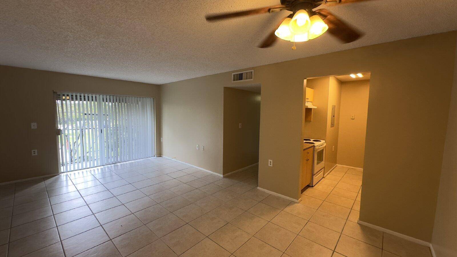 West Palm Beach, FL 33411,1068 N Benoist Farms RD 307