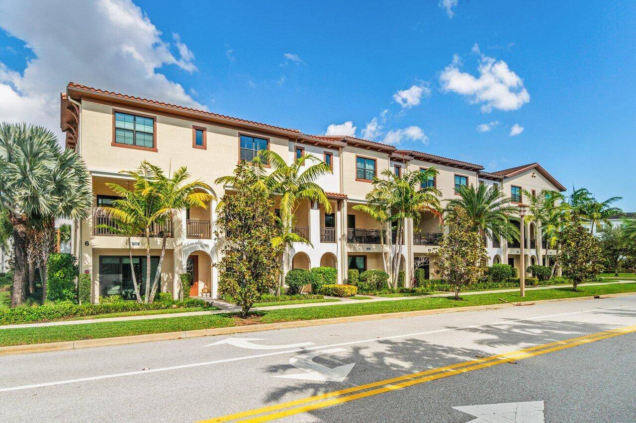 Palm Beach Gardens, FL 33418,7115 Edison PL
