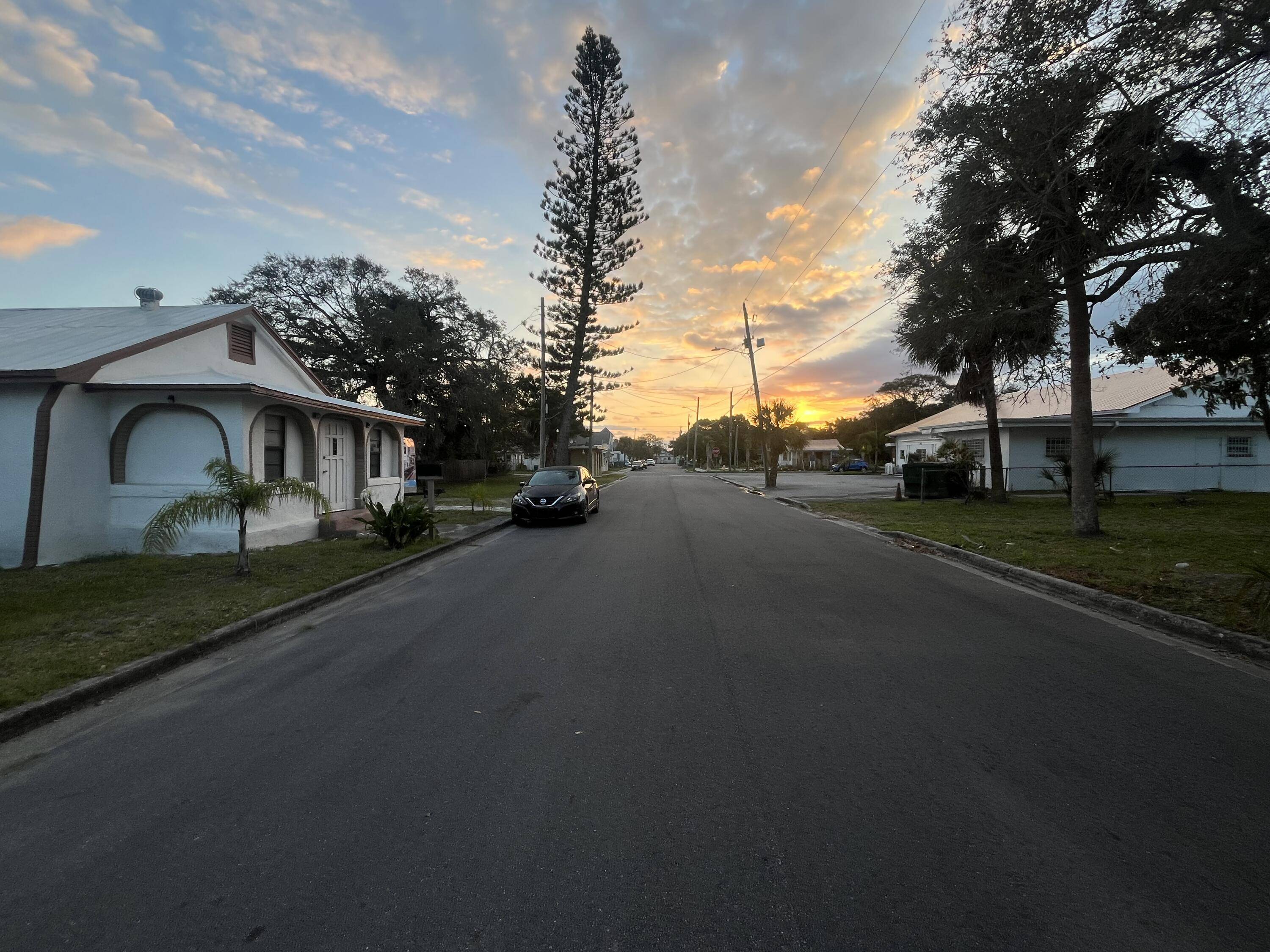 Melbourne, FL 32901,904 Brothers AVE