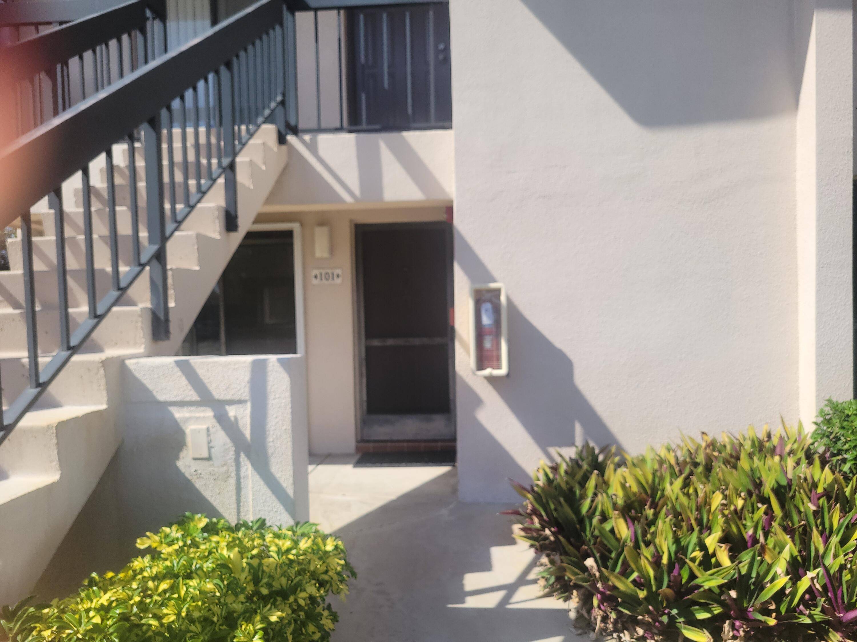 Boca Raton, FL 33487,301 Club CIR 101