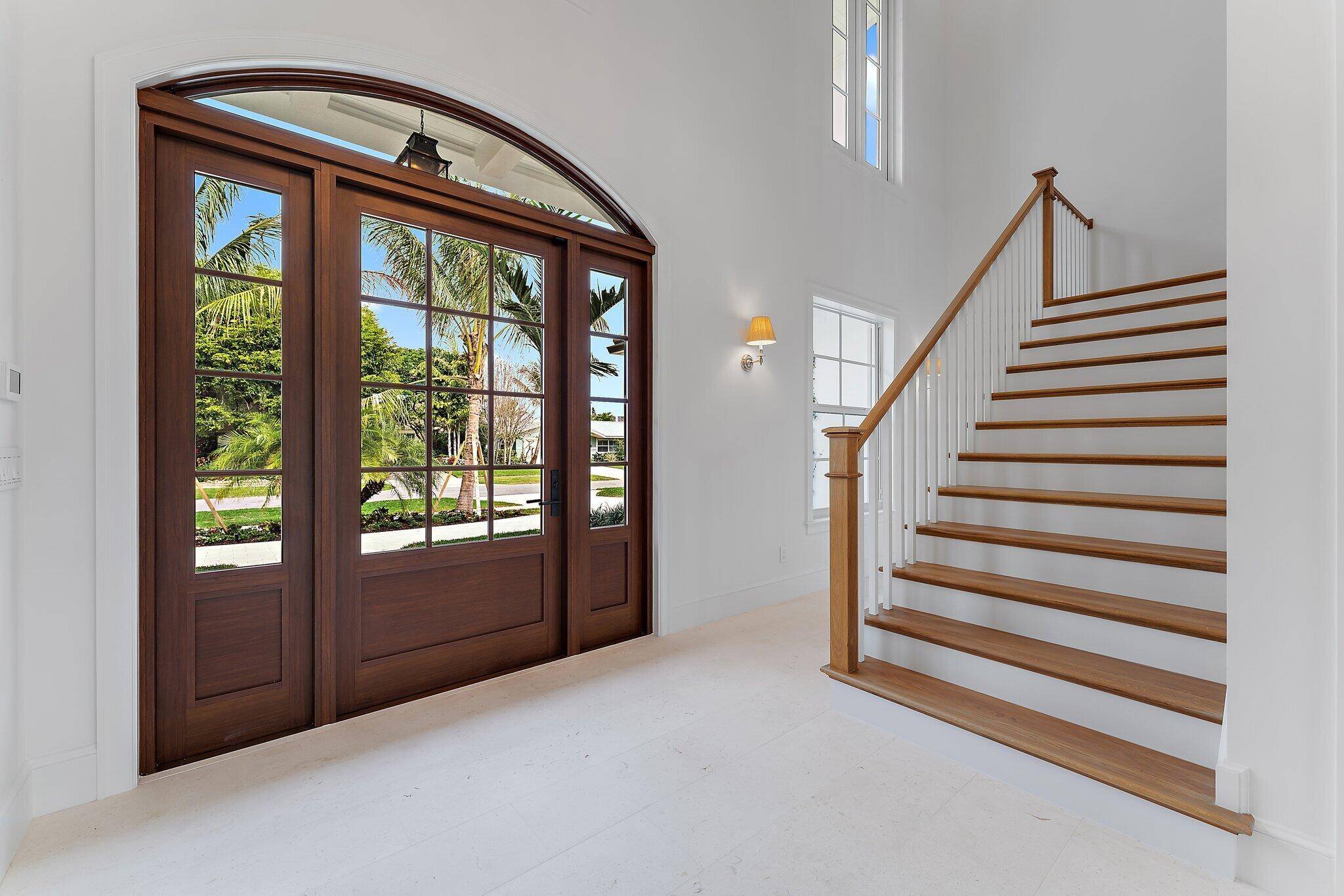North Palm Beach, FL 33408,124 Easterly RD