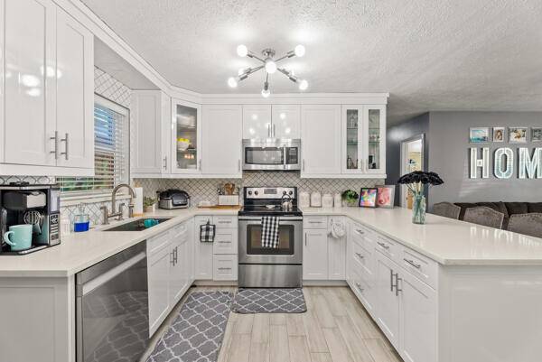 Stuart, FL 34997,5865 SE E Rosemont AVE