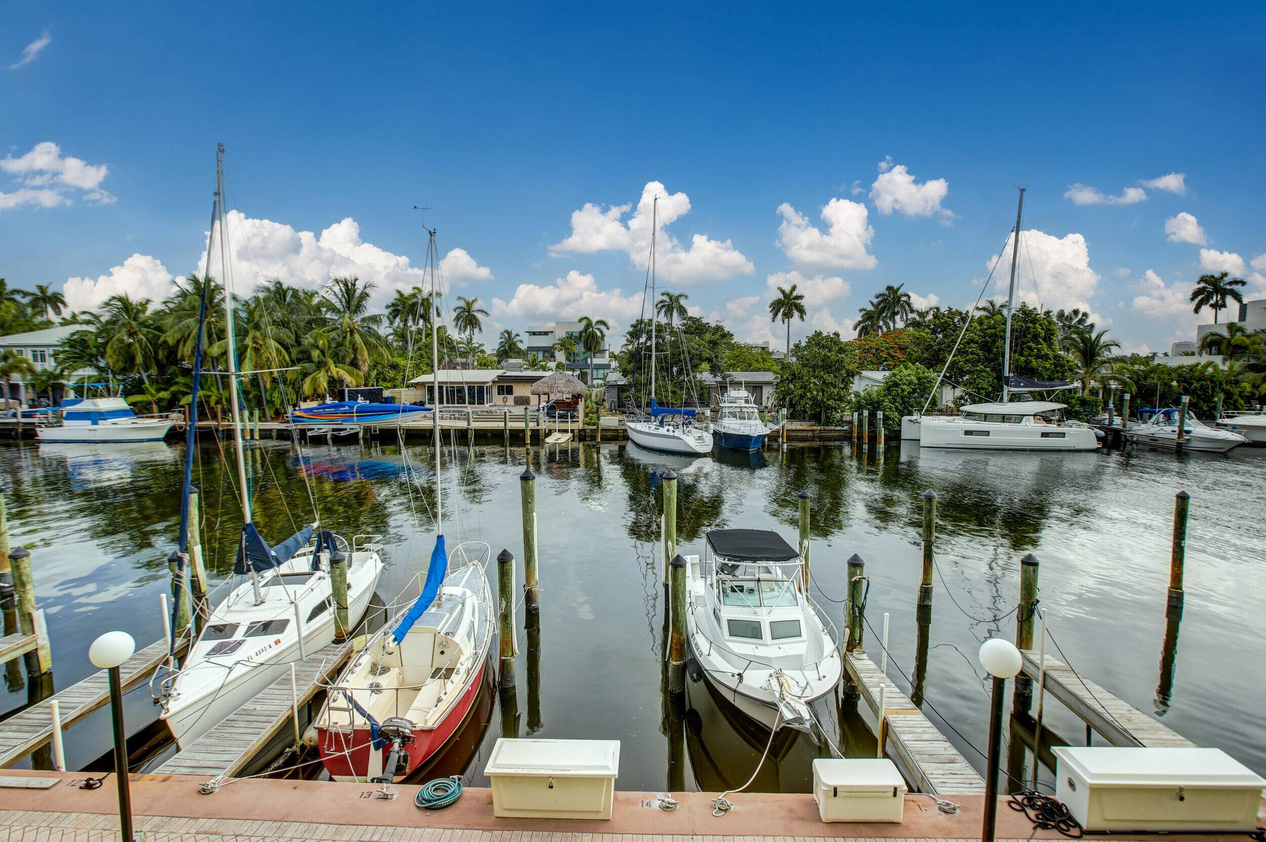 Fort Lauderdale, FL 33316,1777 SE 15th ST 206