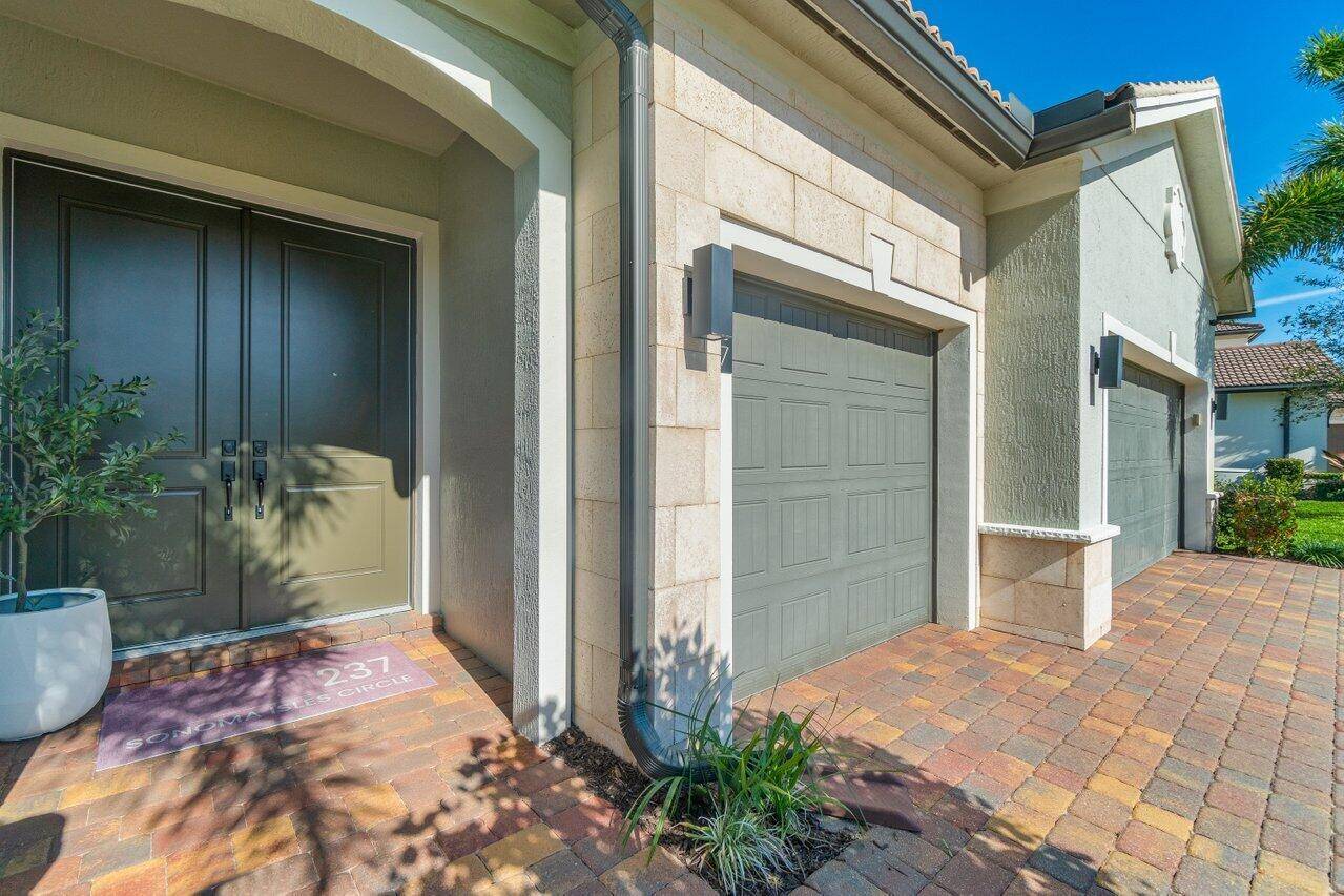 Jupiter, FL 33478,237 Sonoma Isles CIR