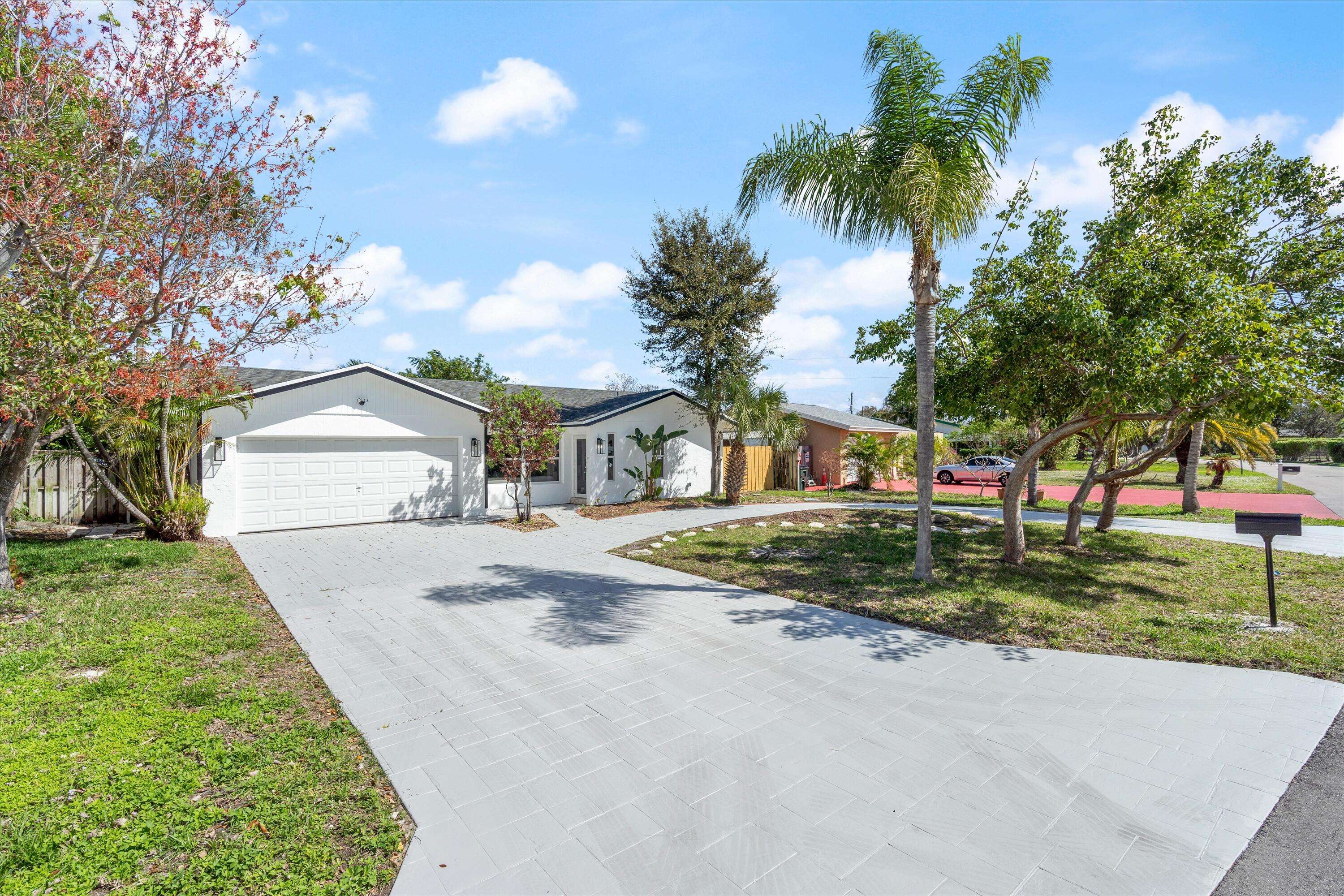 Delray Beach, FL 33444,635 Kingbird CIR