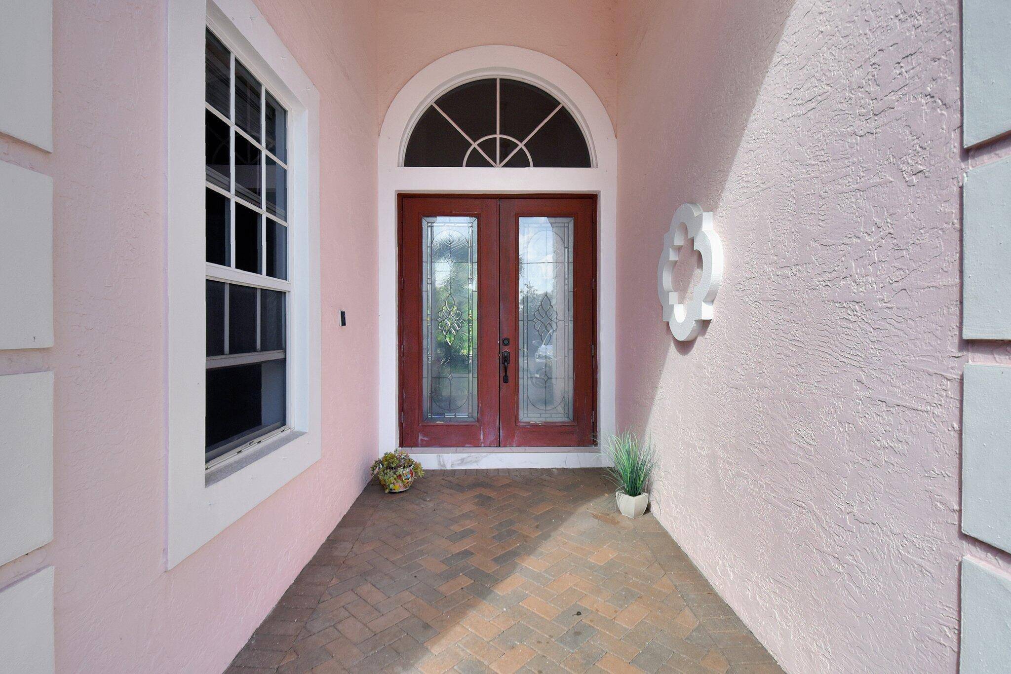 Atlantis, FL 33462,447 Pine Tree CT