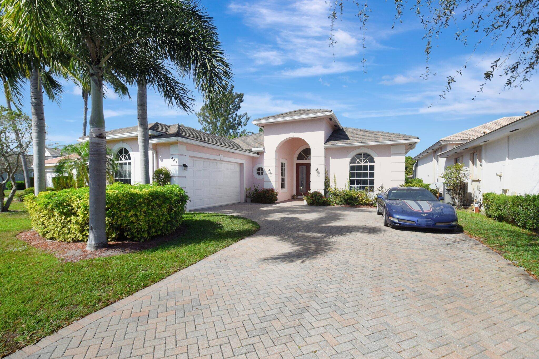 Atlantis, FL 33462,447 Pine Tree CT