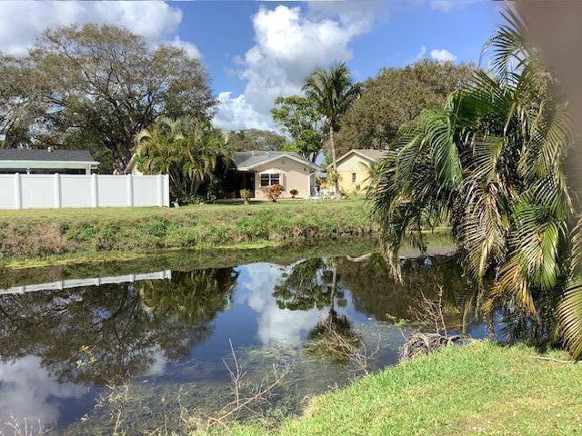 Boca Raton, FL 33496,9743 Saddlebrook DR