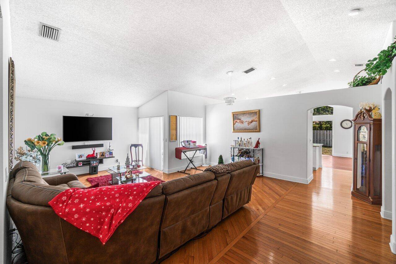 Lake Worth, FL 33463,5169 Prairie Dunes Village CIR