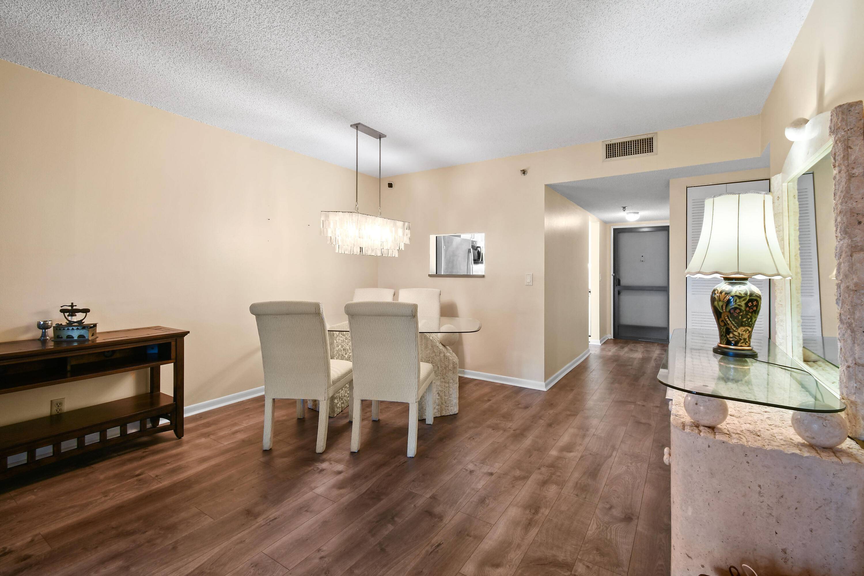 Lake Worth, FL 33467,4640 W Lucerne Lakes BLVD 306