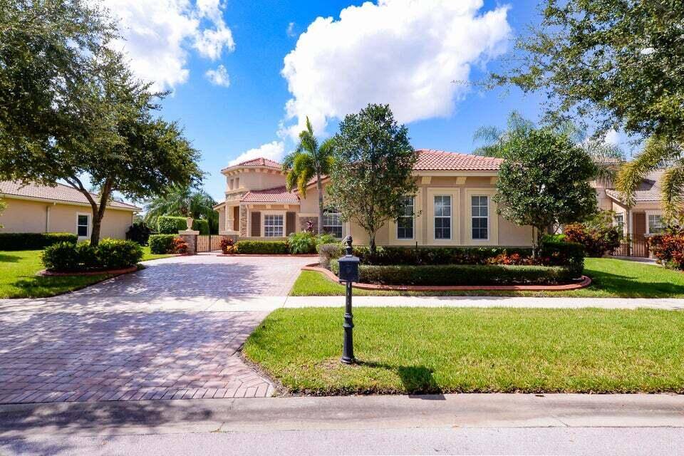 Port Saint Lucie, FL 34986,9895 SW Nuova WAY