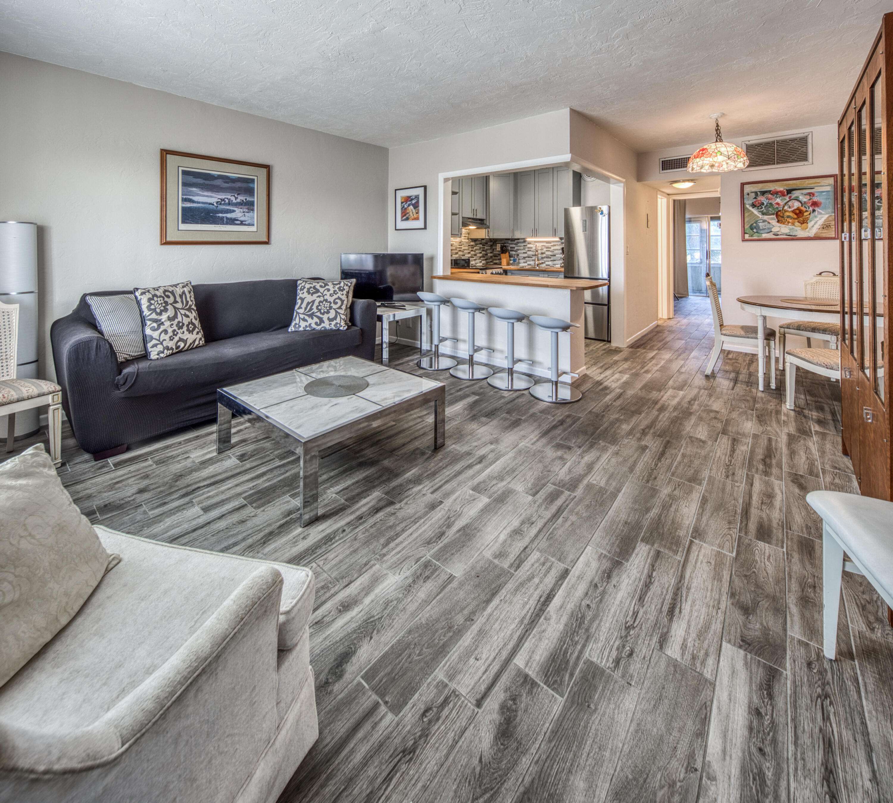 Lake Worth, FL 33461,2381 Sunset AVE 211