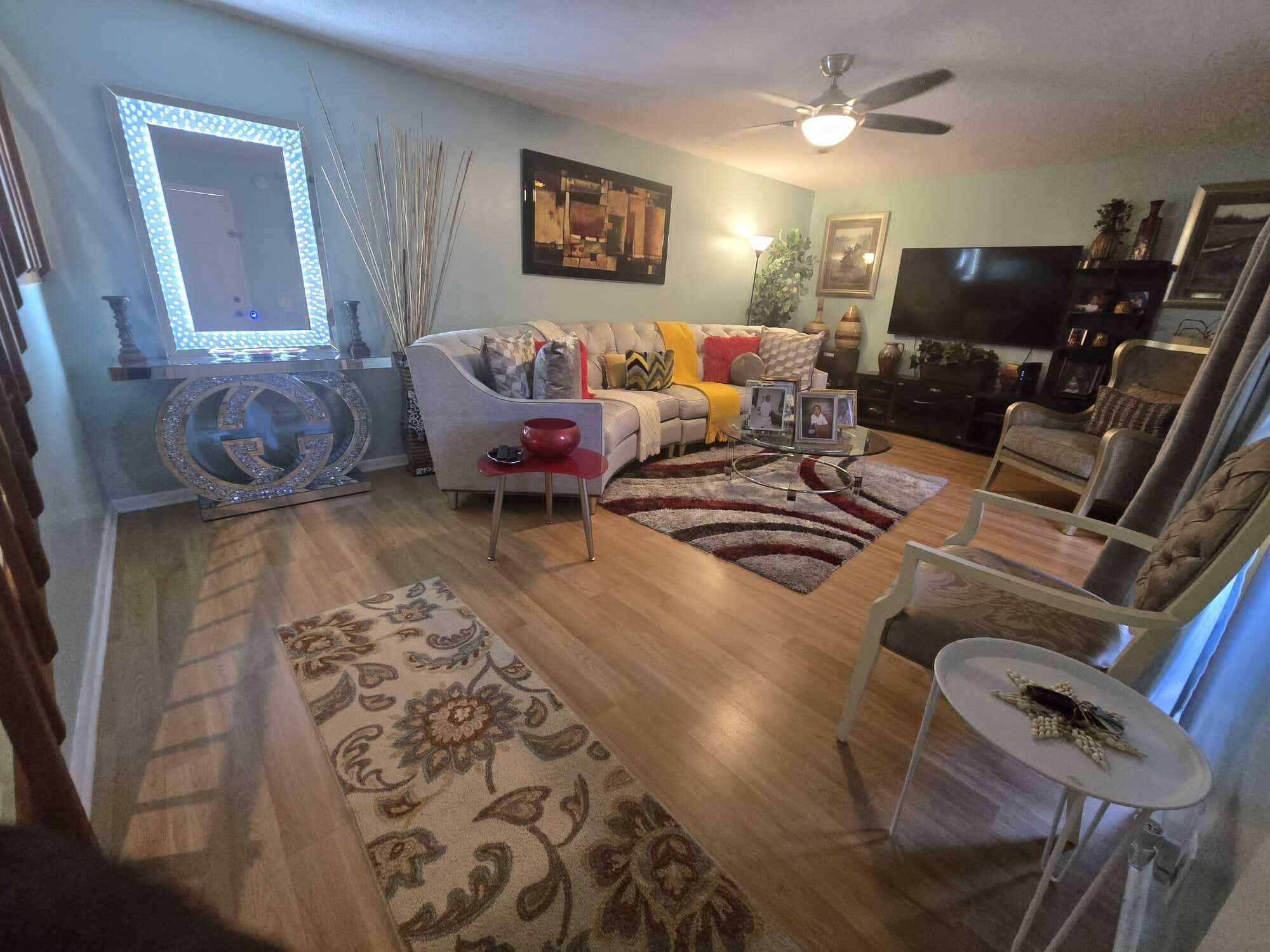 Lake Worth, FL 33461,3960 August DR