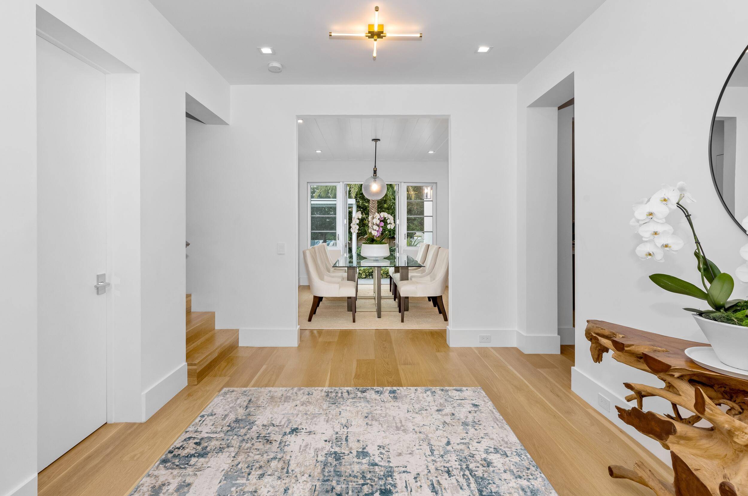 West Palm Beach, FL 33405,2745 S Flagler DR