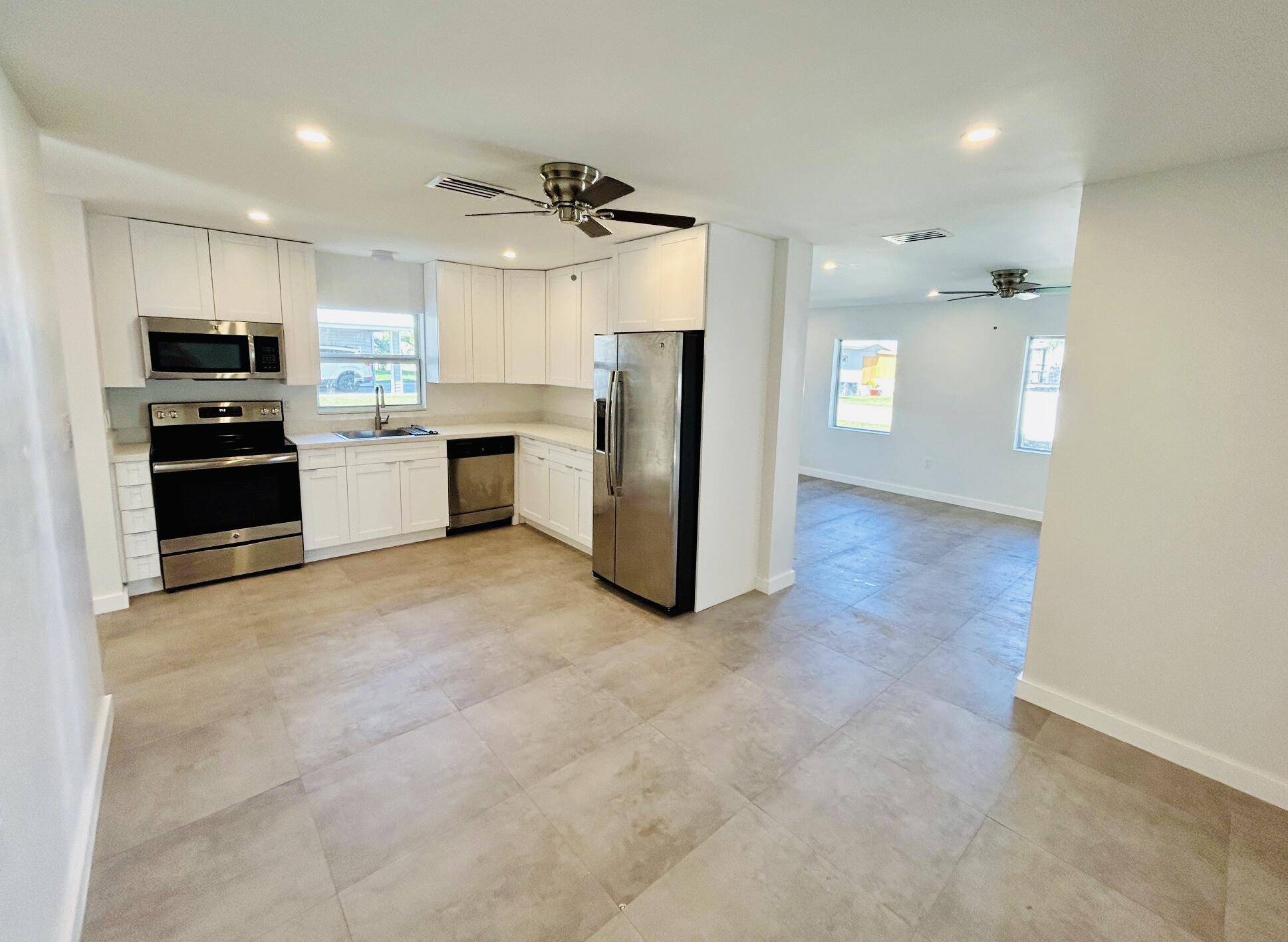 Okeechobee, FL 34974,1134 6th ST