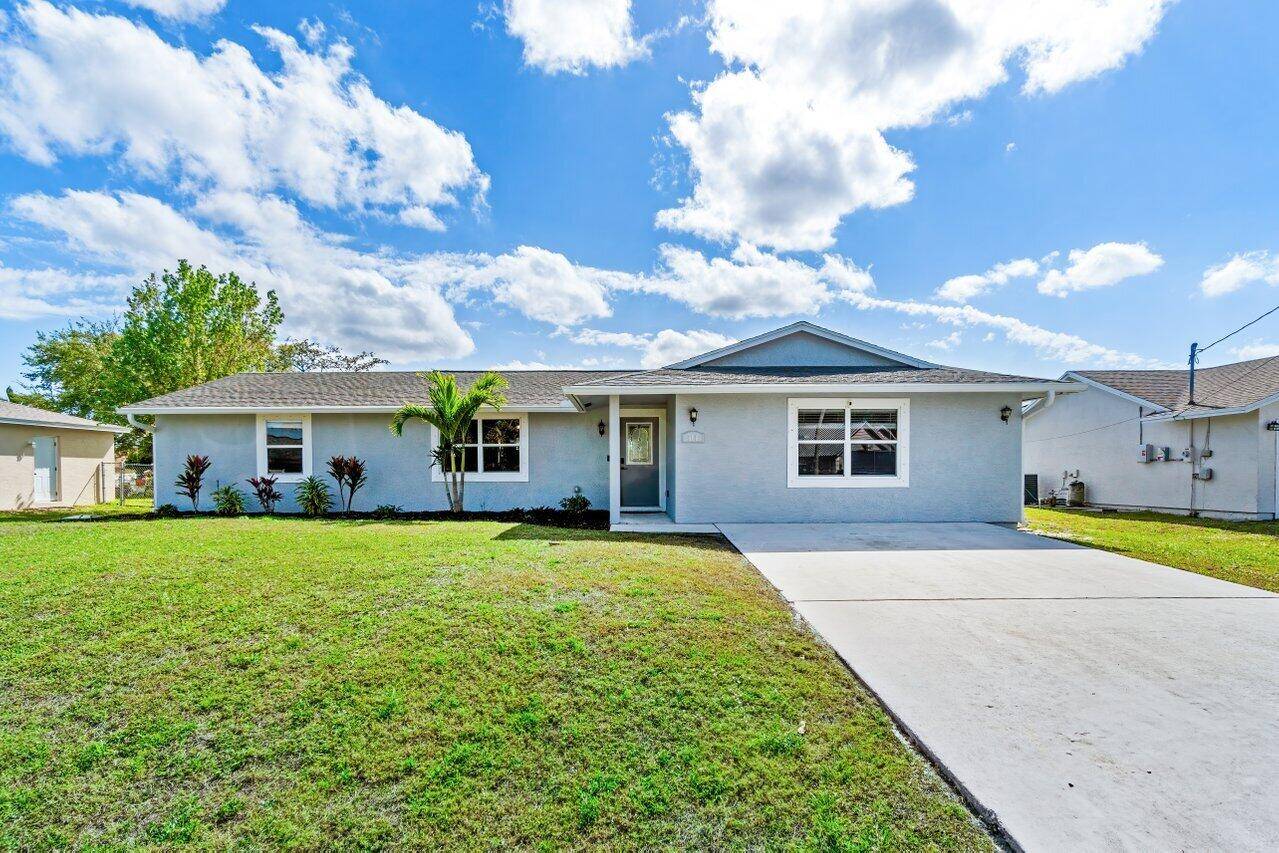 Port Saint Lucie, FL 34953,686 SW Jeanne AVE