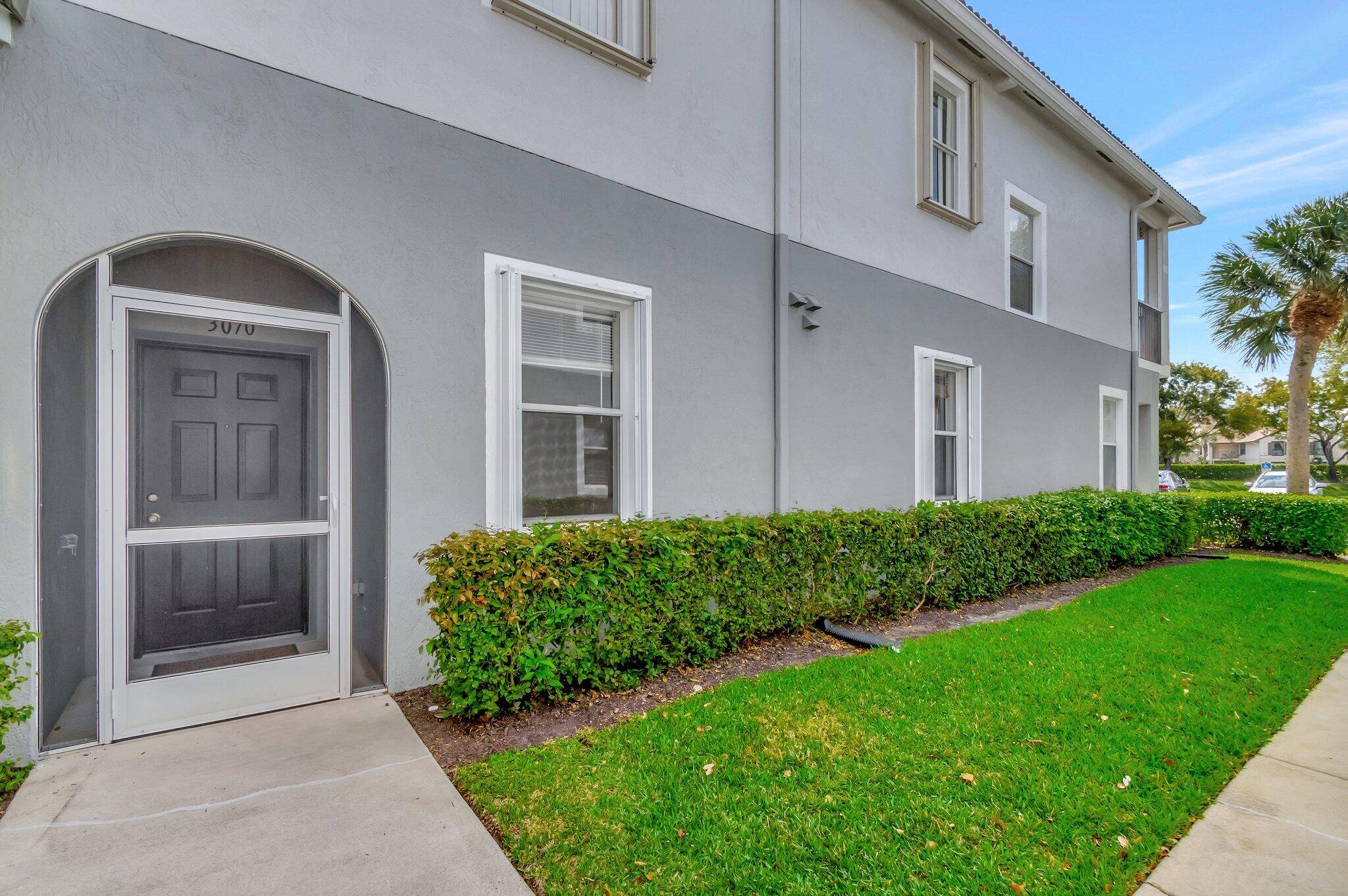 Greenacres, FL 33467,3070 Grandiflora DR