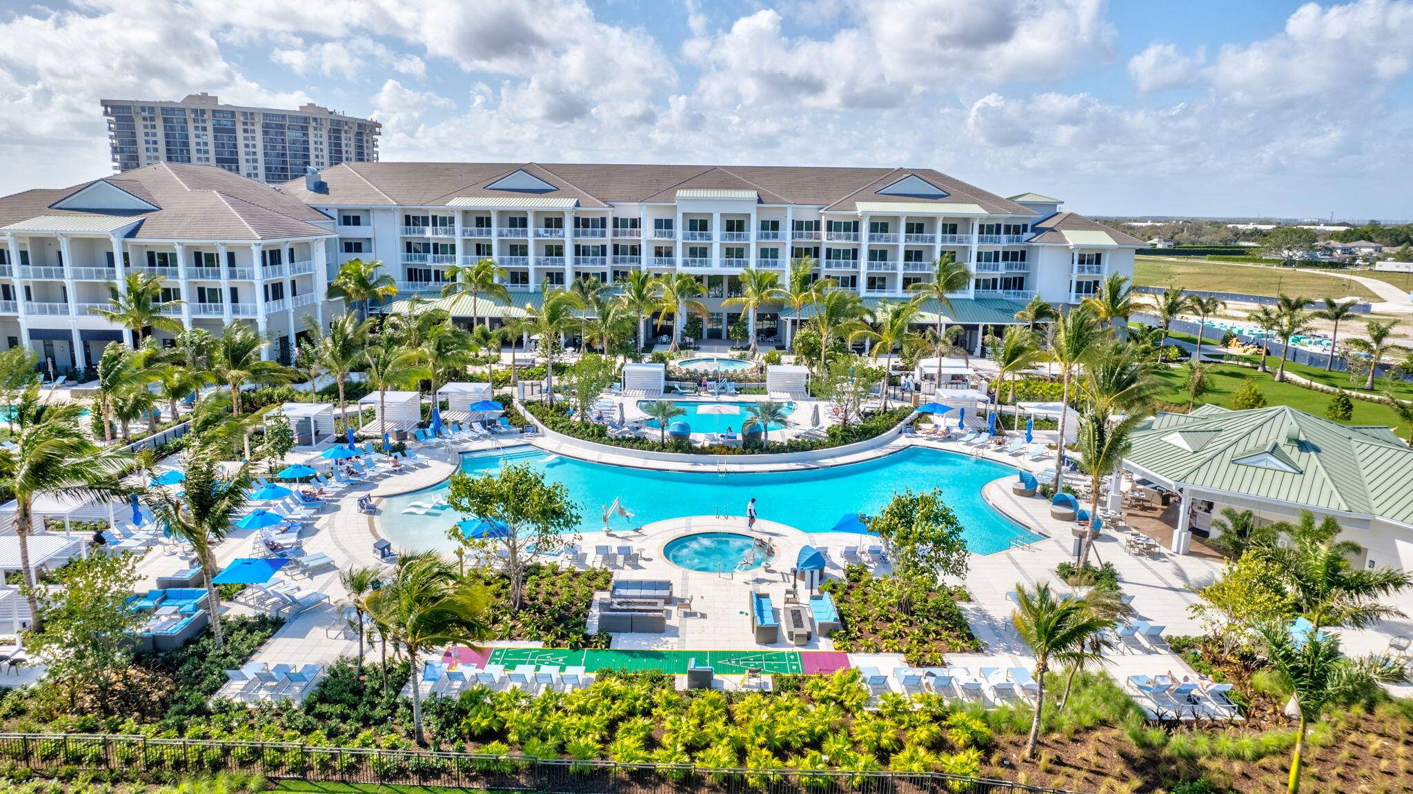West Palm Beach, FL 33401,2000 Presidential WAY Ph5
