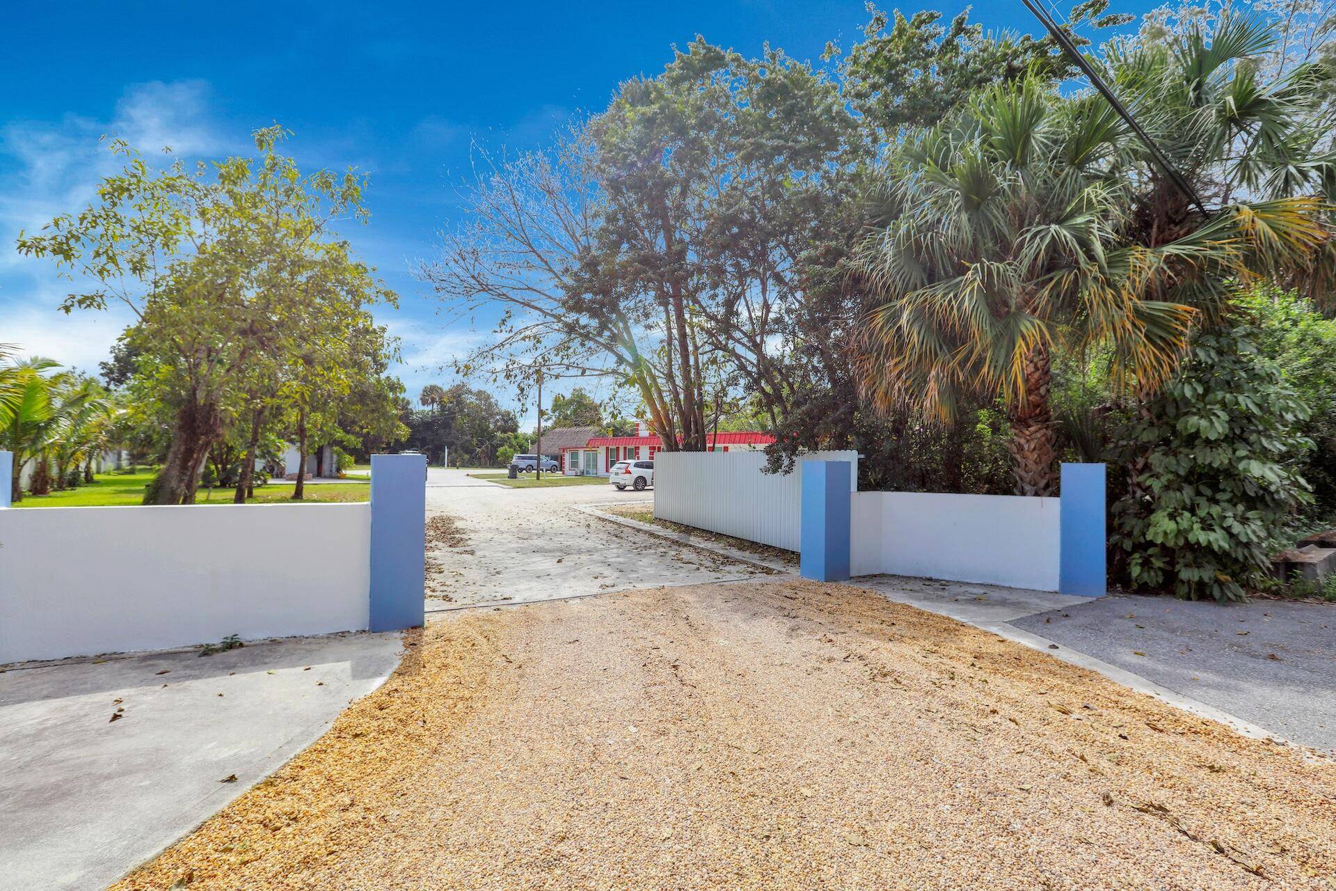 West Palm Beach, FL 33413,140 Possum Pass