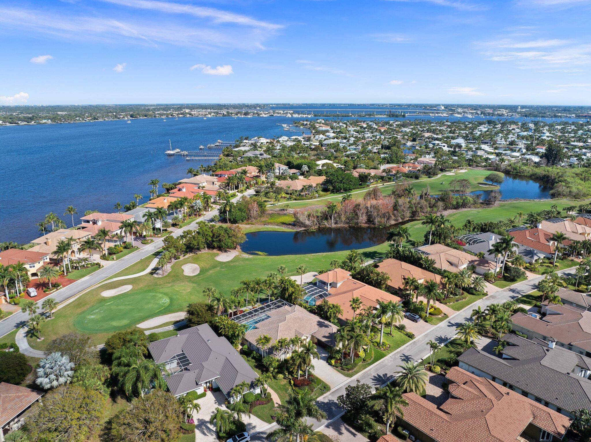 Palm City, FL 34990,119 SW Hatteras CT