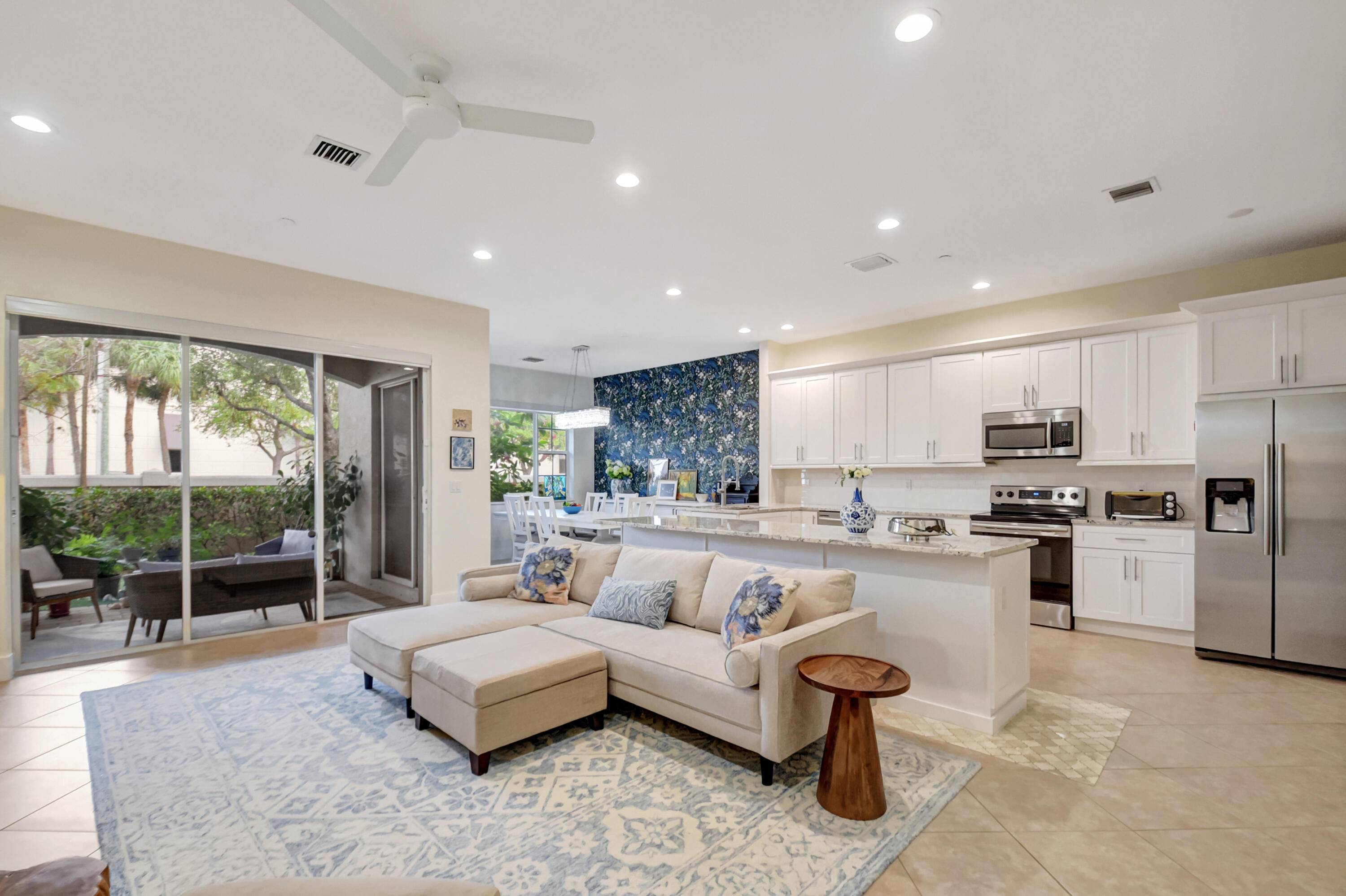 Boynton Beach, FL 33426,4 Nottingham PL