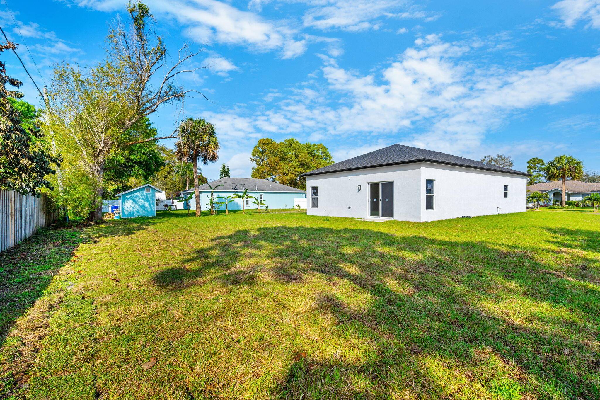 Vero Beach, FL 32962,1765 SW 24th ST