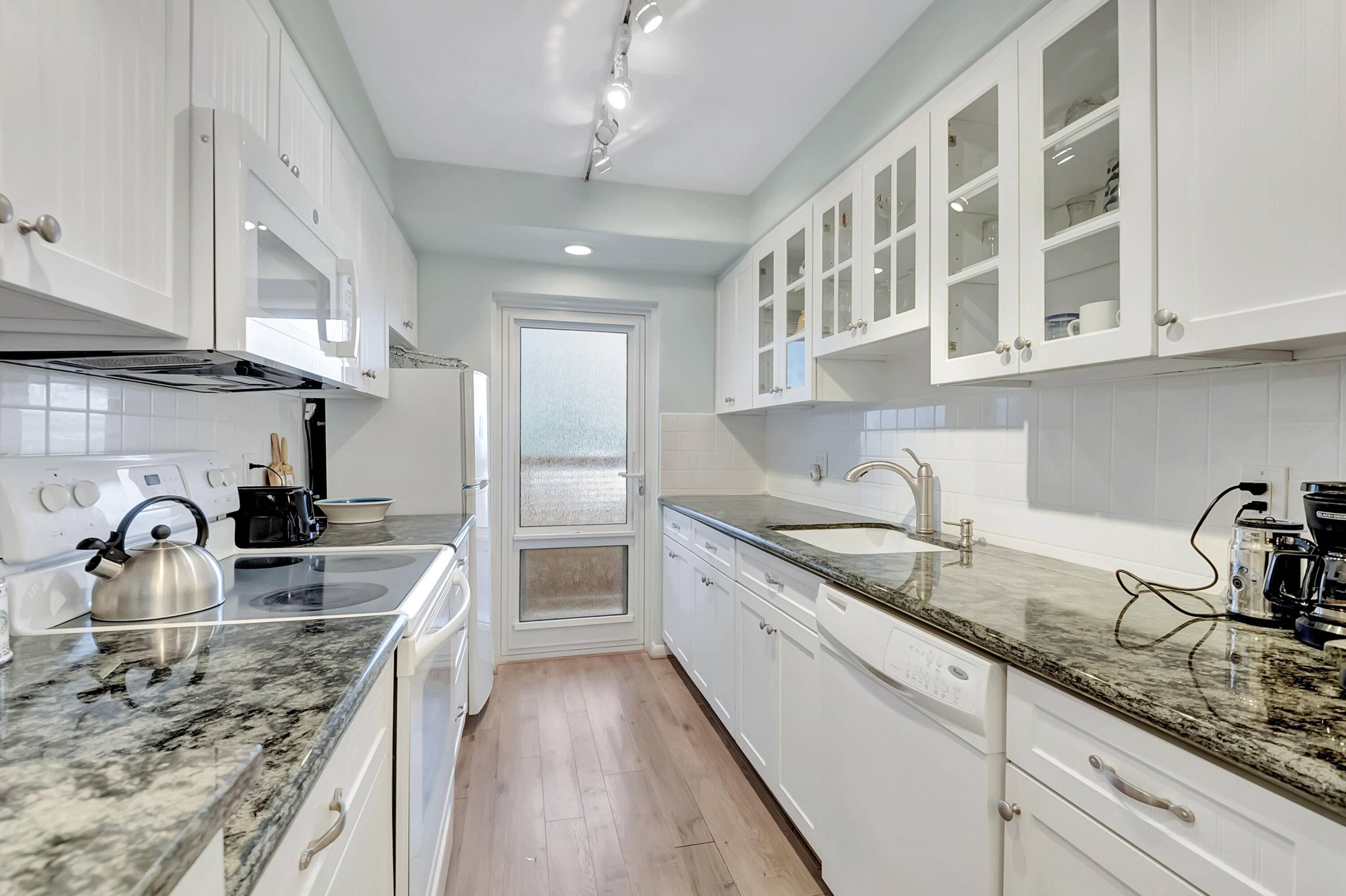 Delray Beach, FL 33483,1910 S Ocean BLVD 416