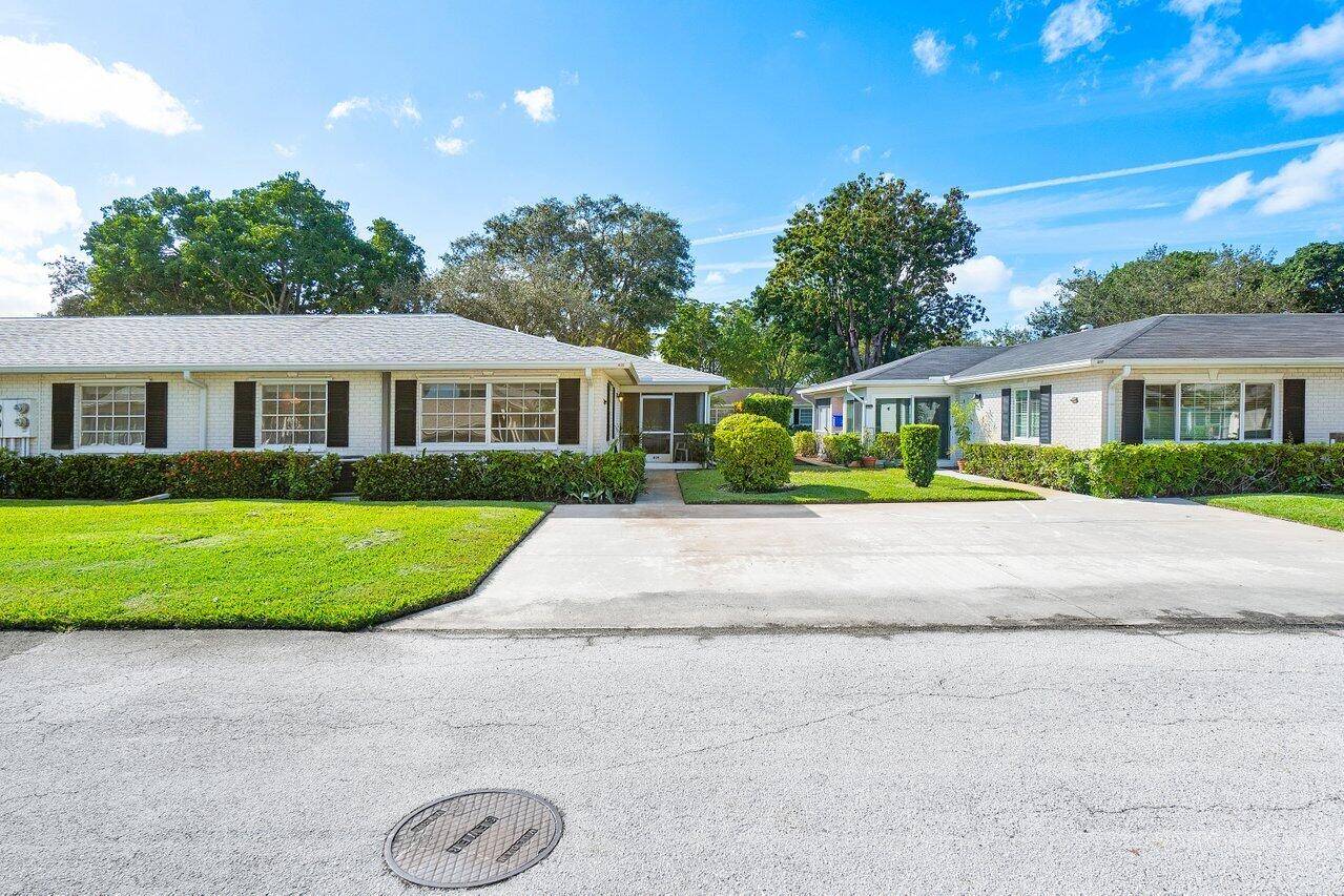 Boynton Beach, FL 33436,10115 S 44th WAY 409