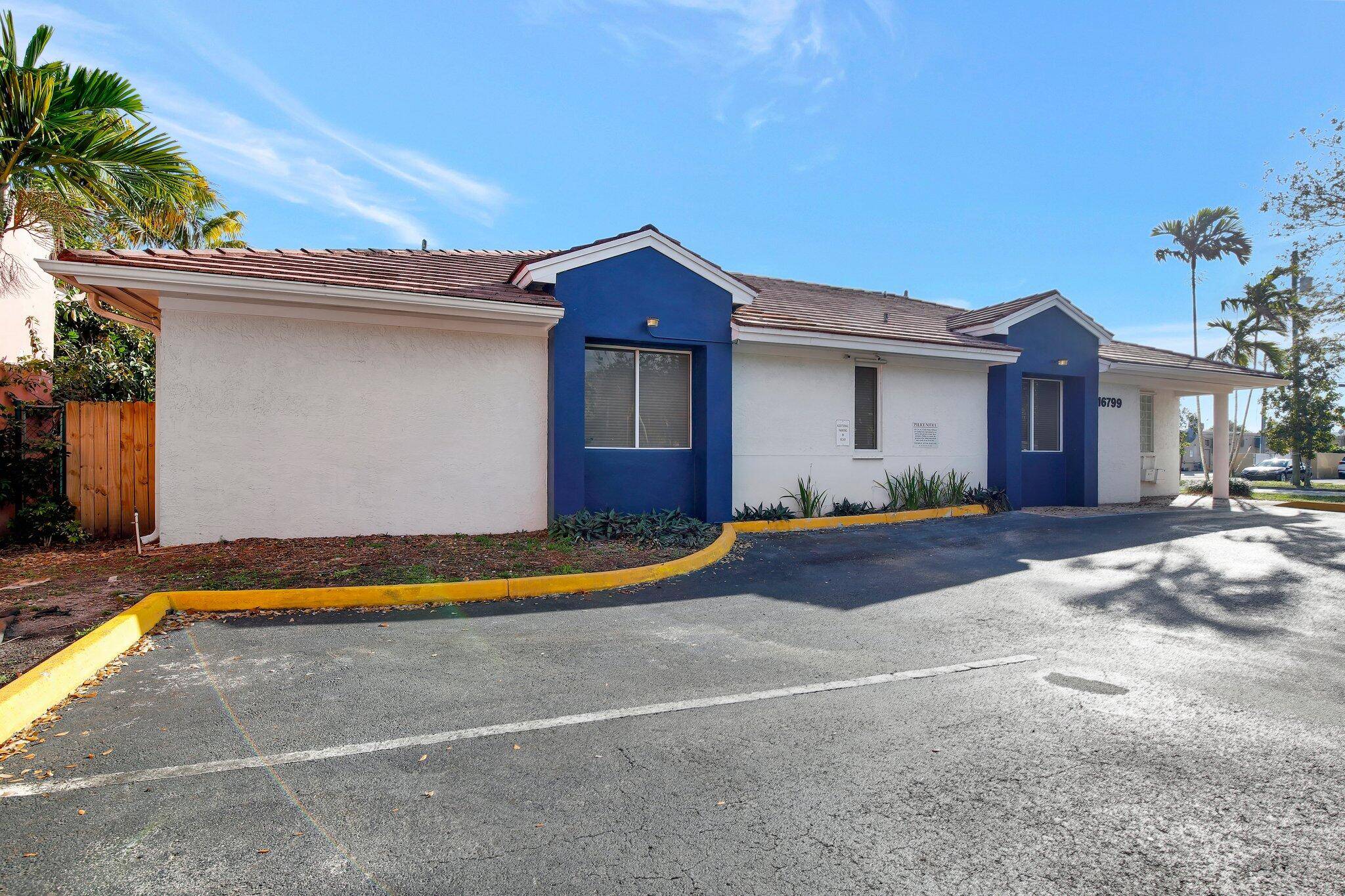 North Miami Beach, FL 33162,16799 NE 1st AVE