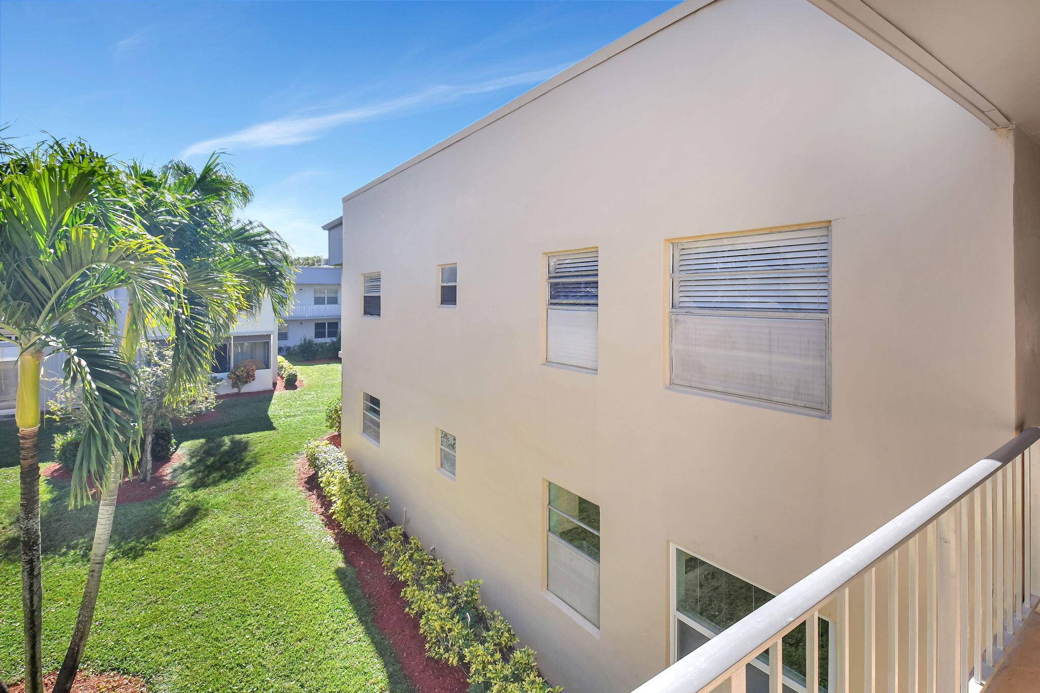 Delray Beach, FL 33484,909 S S Flanders